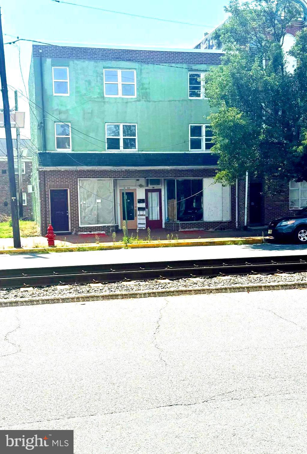 20-22 E BROAD STREET