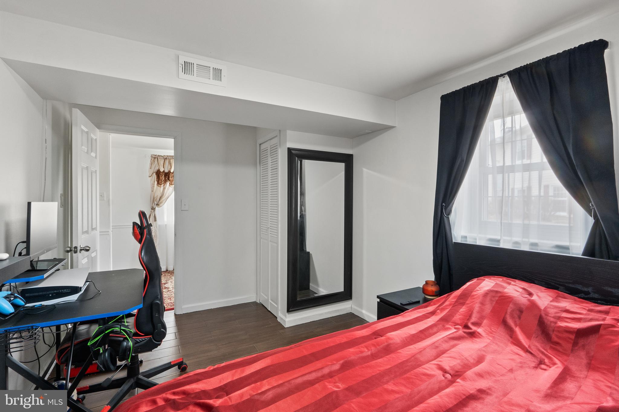 DALE CITY - Residential Lease