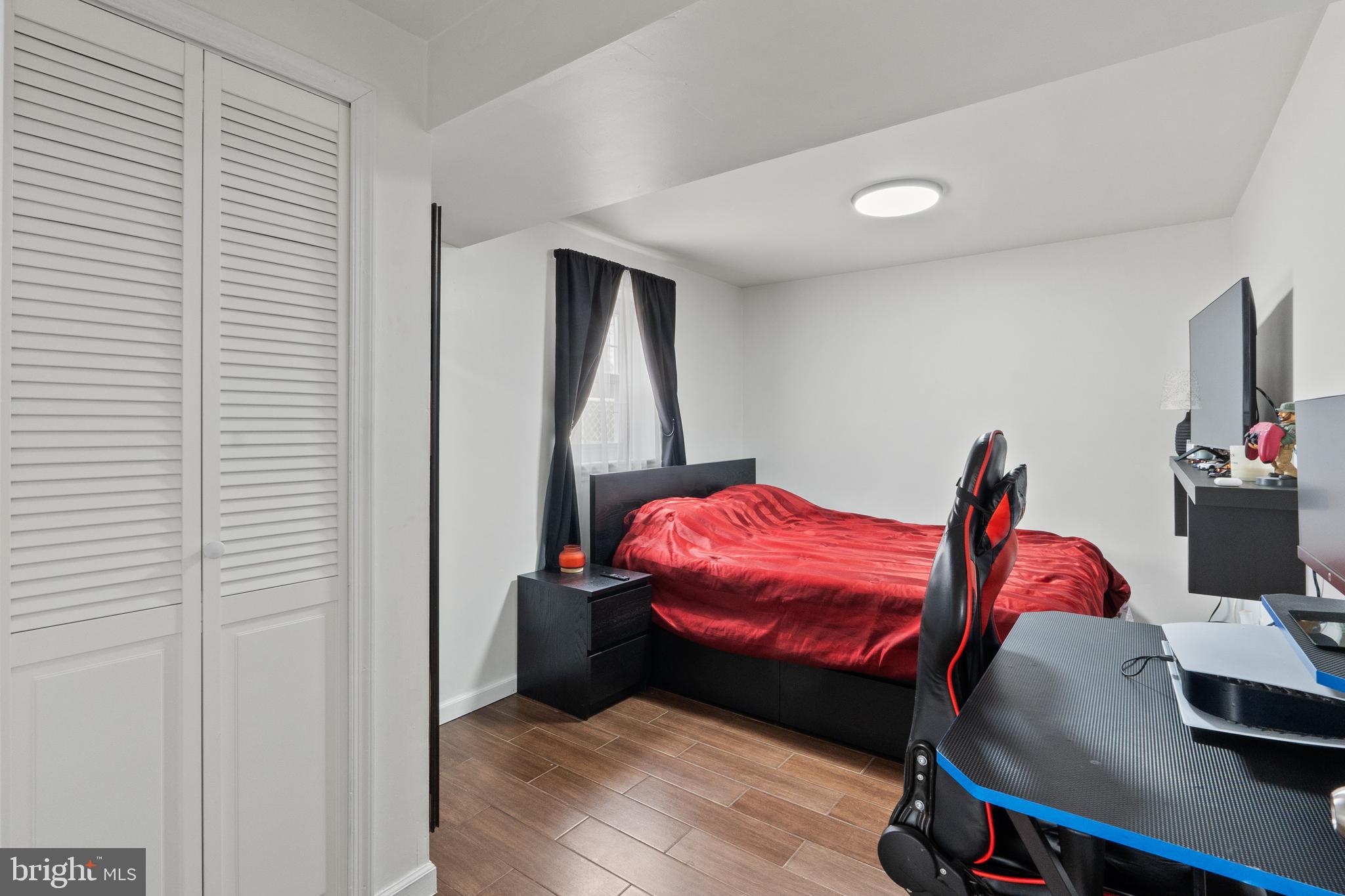 DALE CITY - Residential Lease