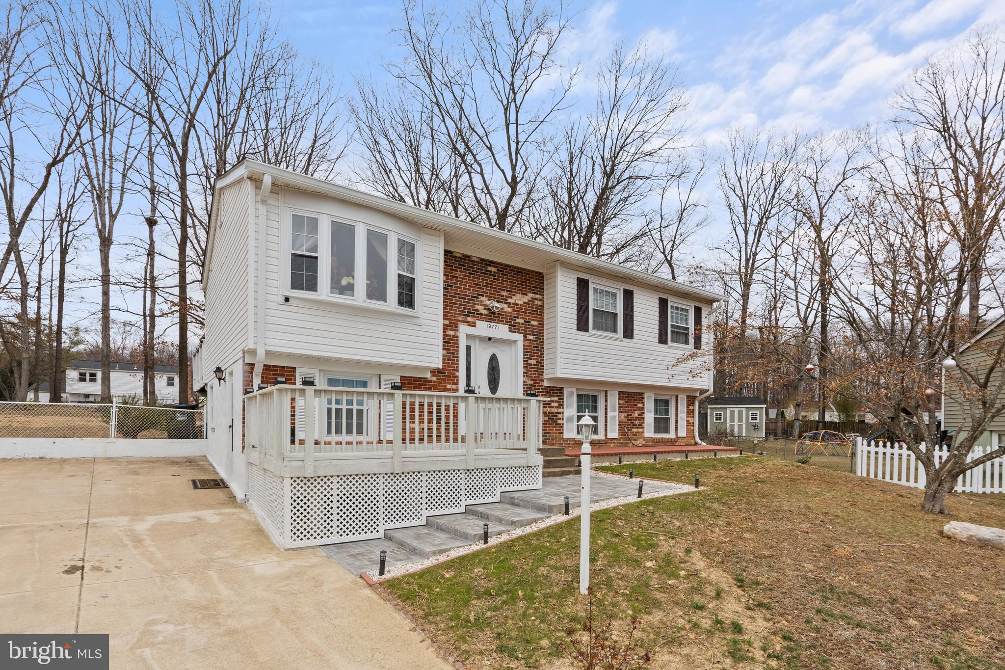 DALE CITY - Residential Lease