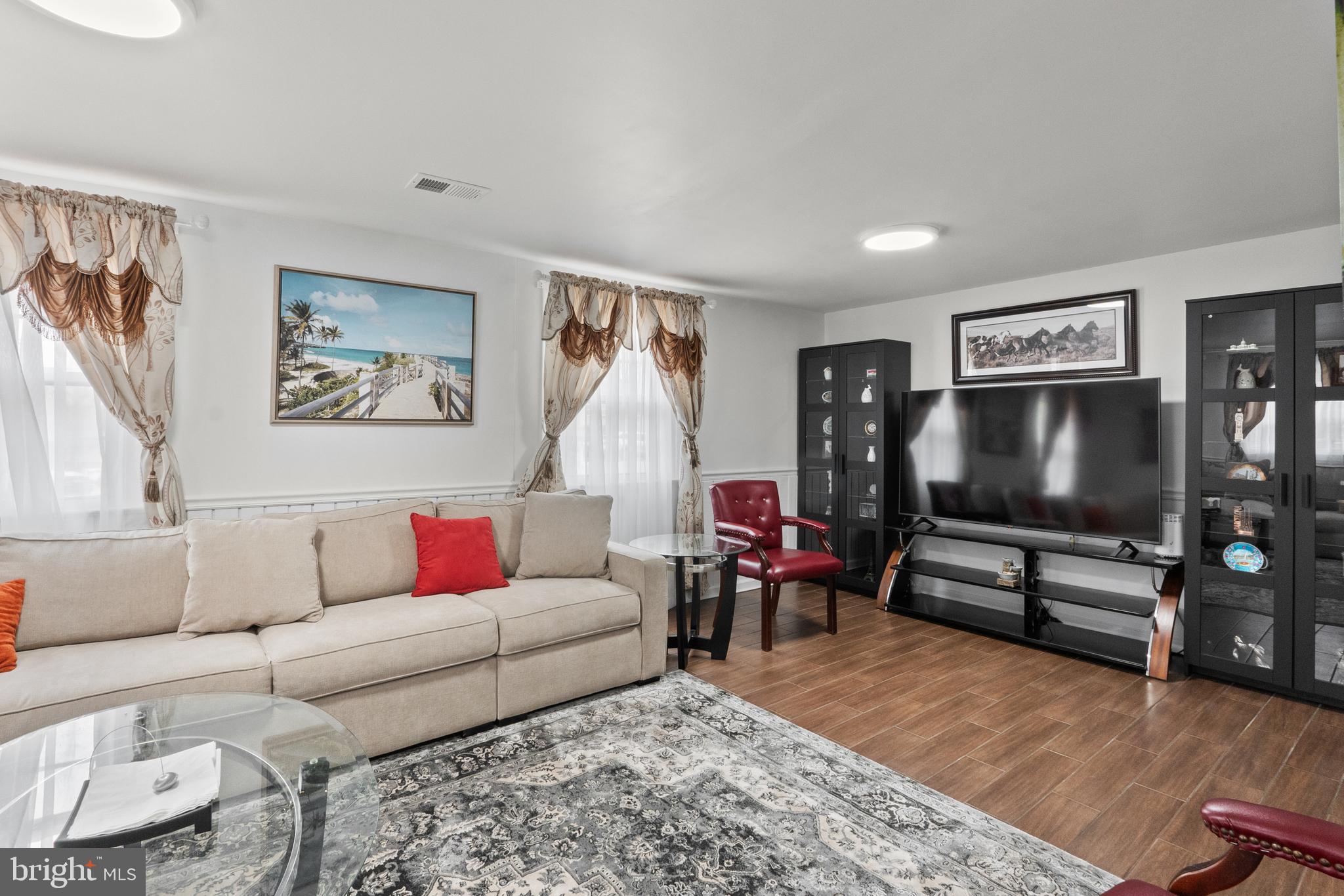 DALE CITY - Residential Lease