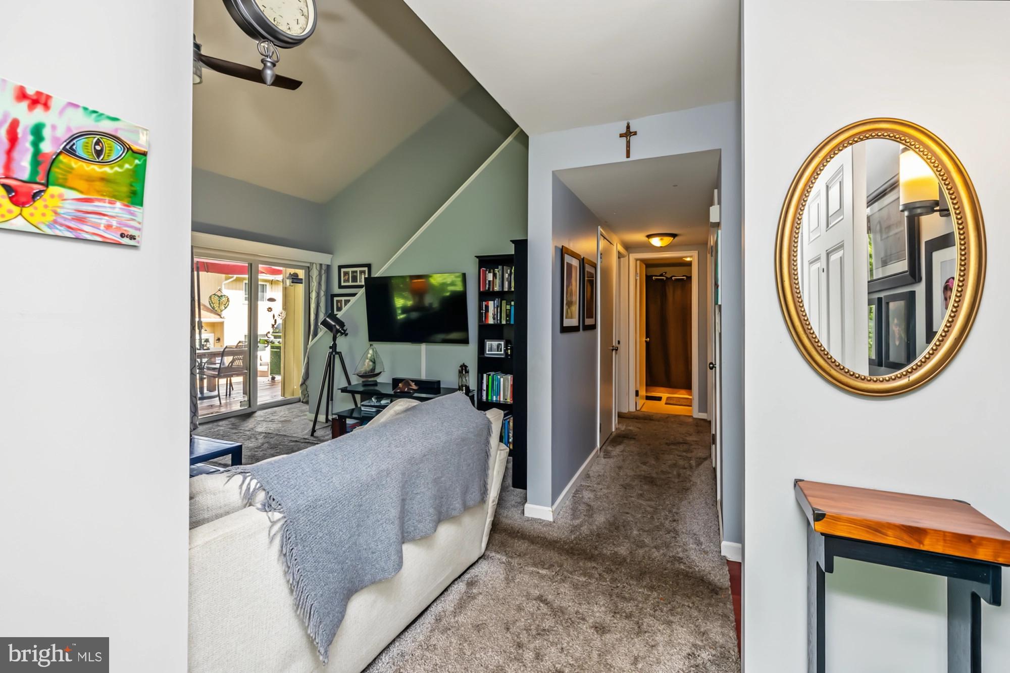 17 DELANCEY PLACE