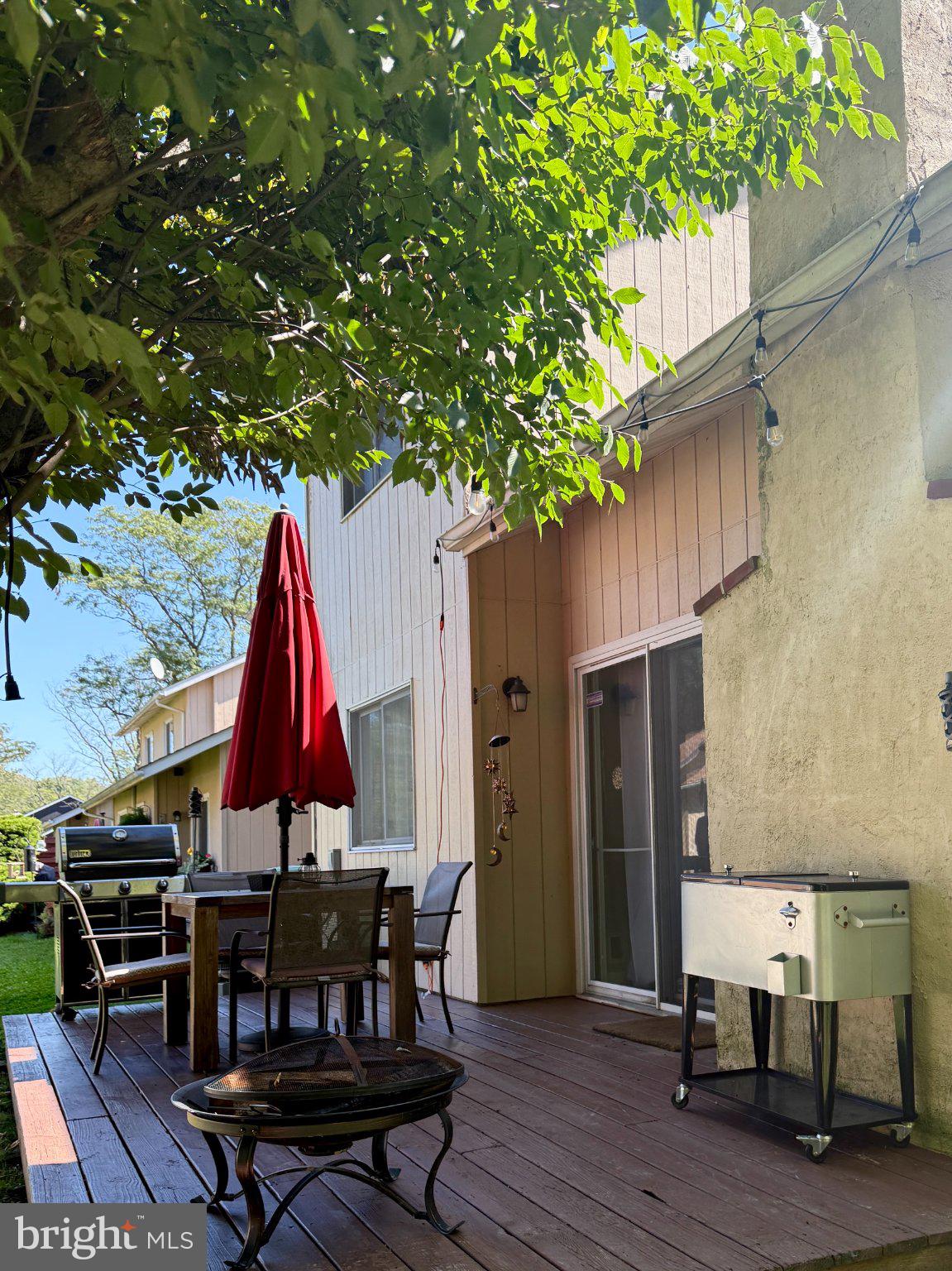 17 DELANCEY PLACE