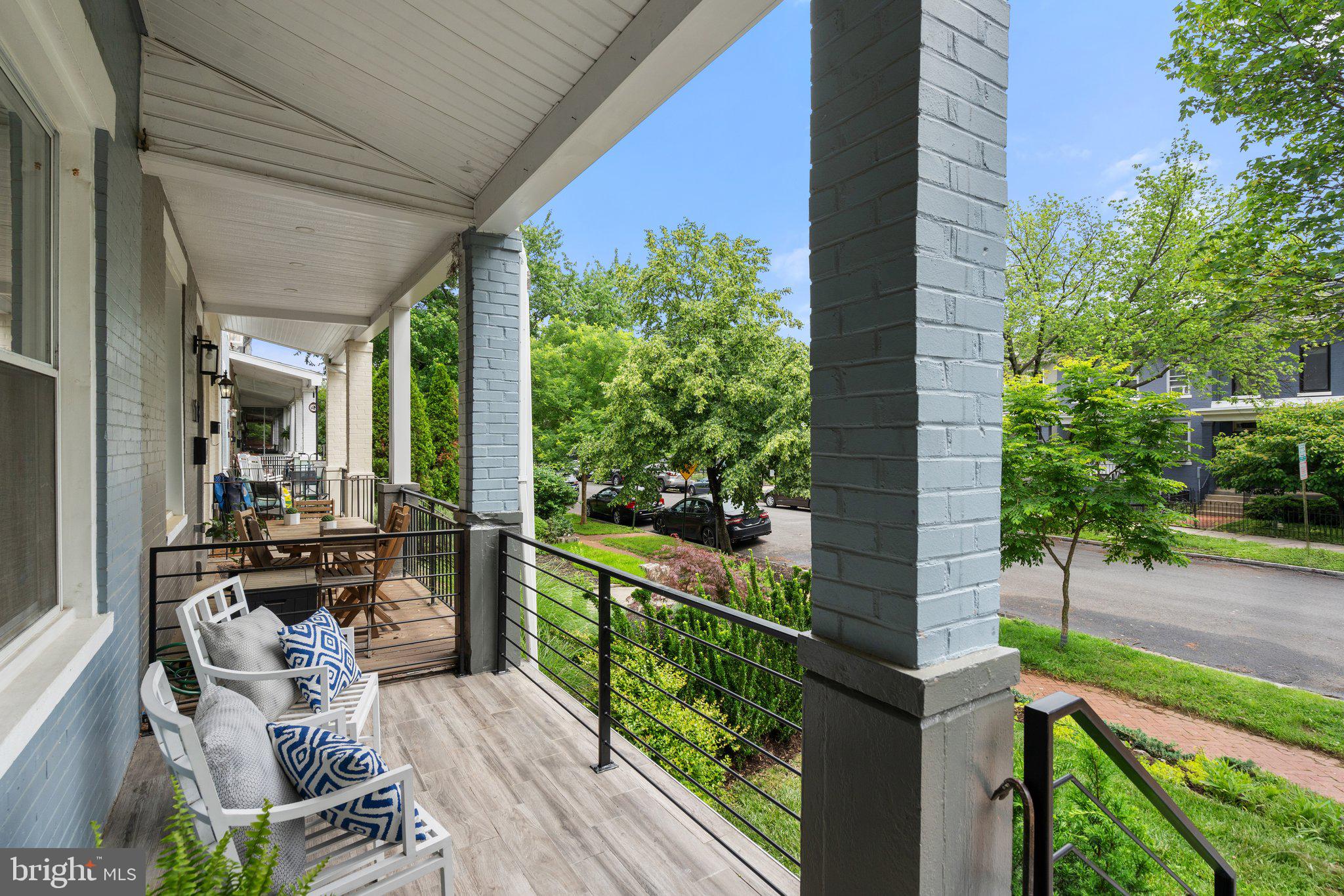 1616 G STREET SE