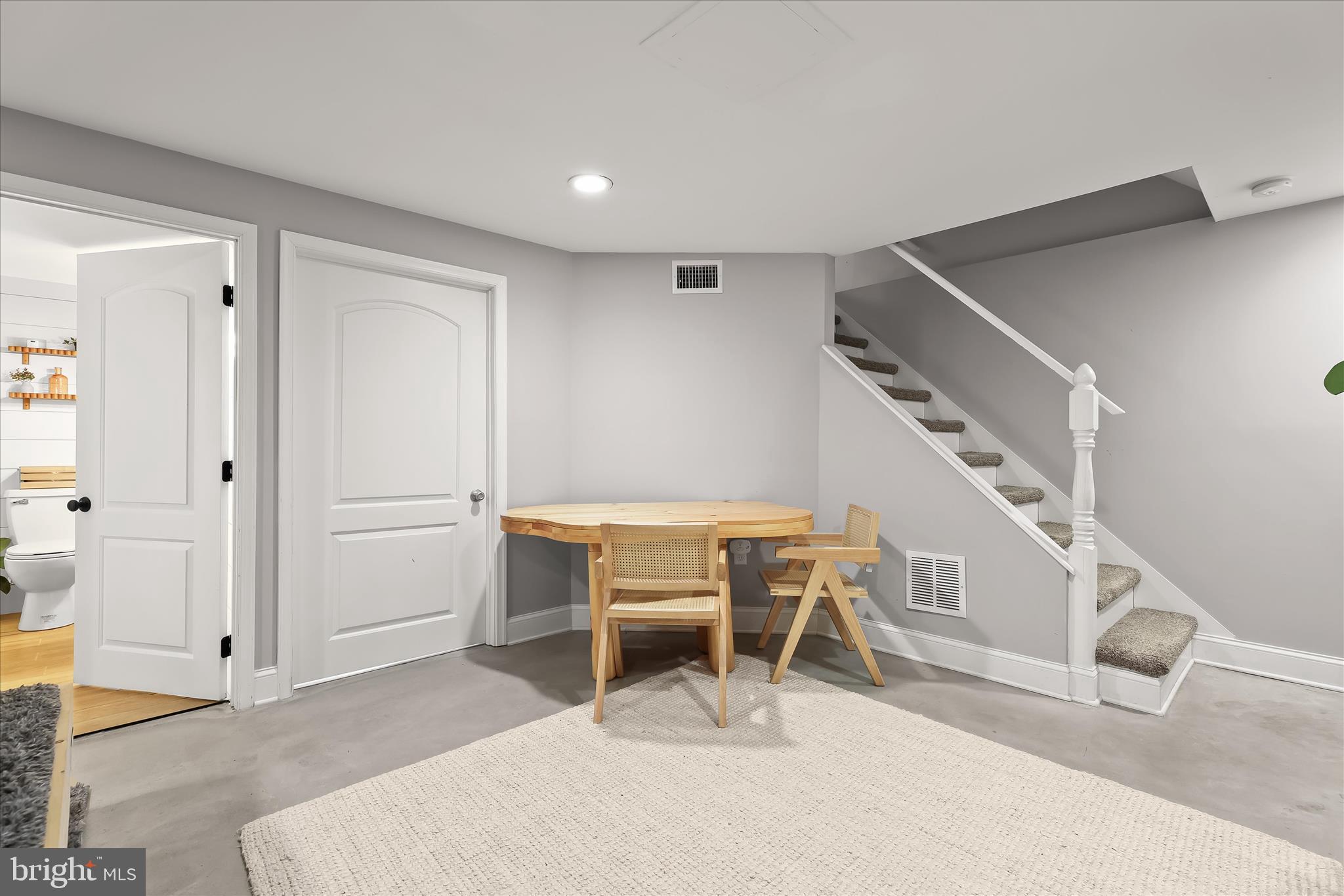 PLEASANT HILLS - Residential