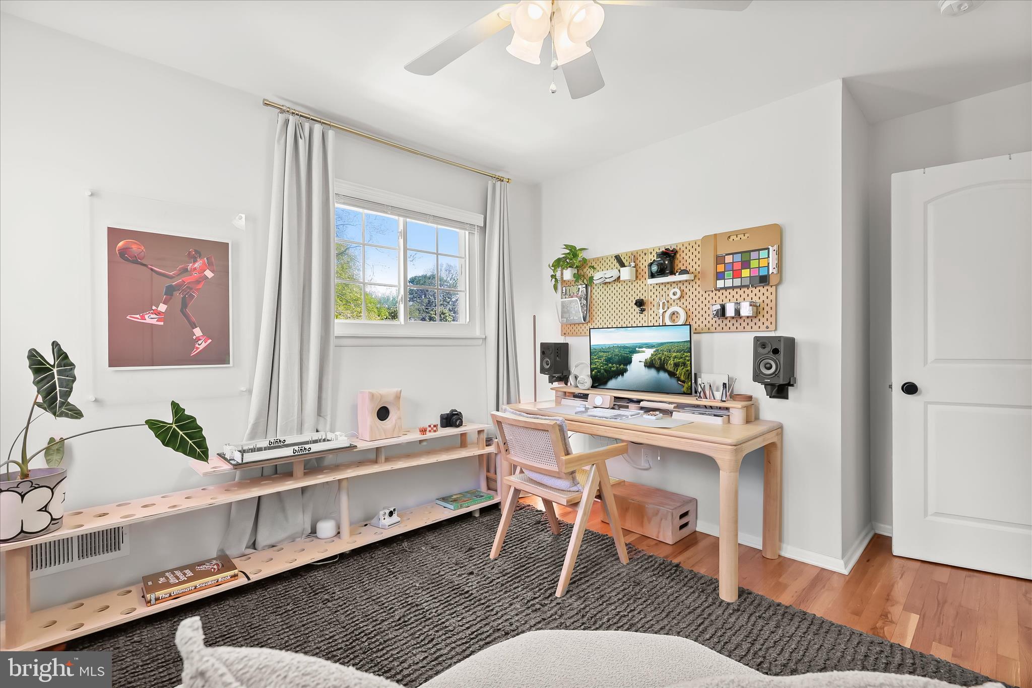 PLEASANT HILLS - Residential