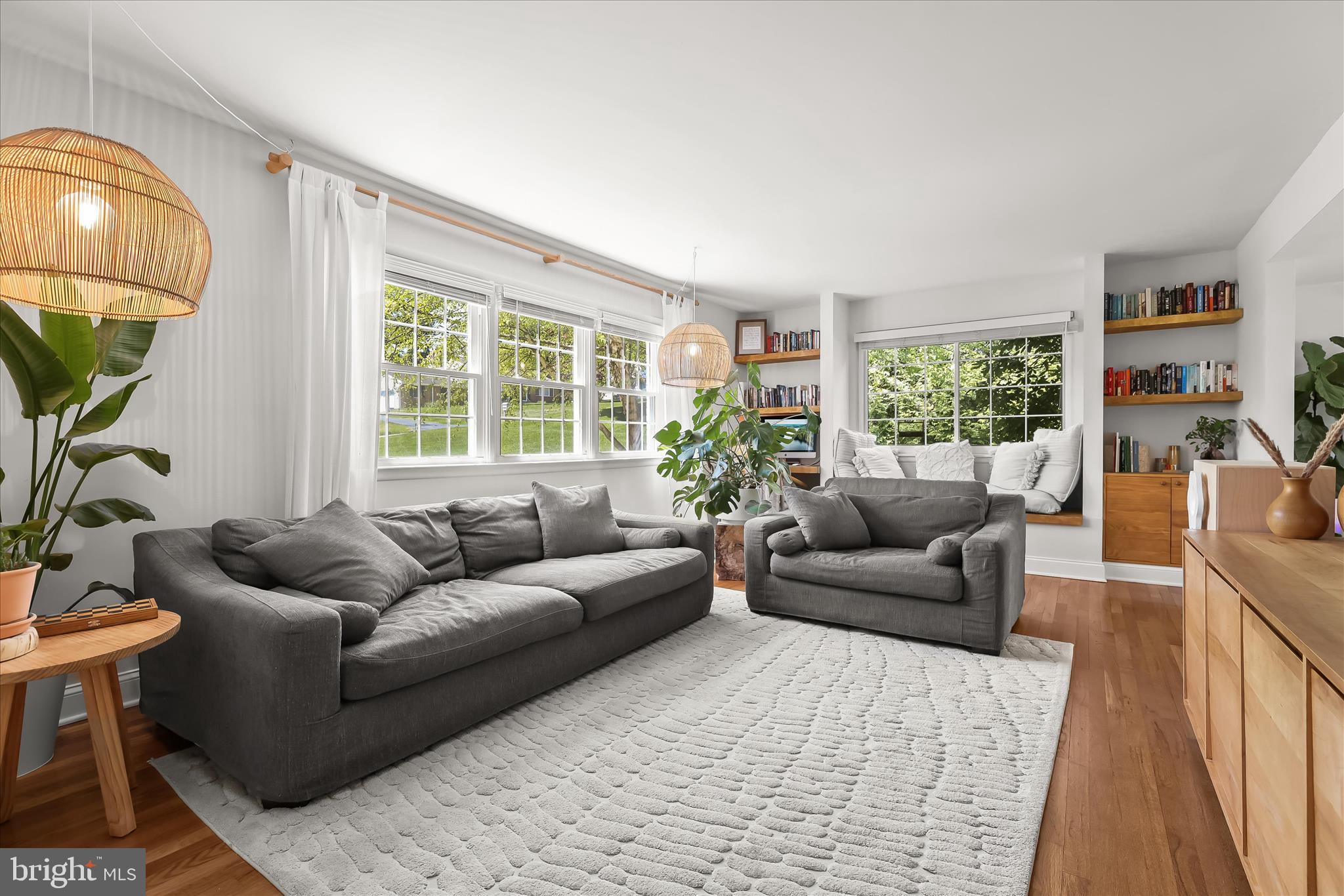 PLEASANT HILLS - Residential