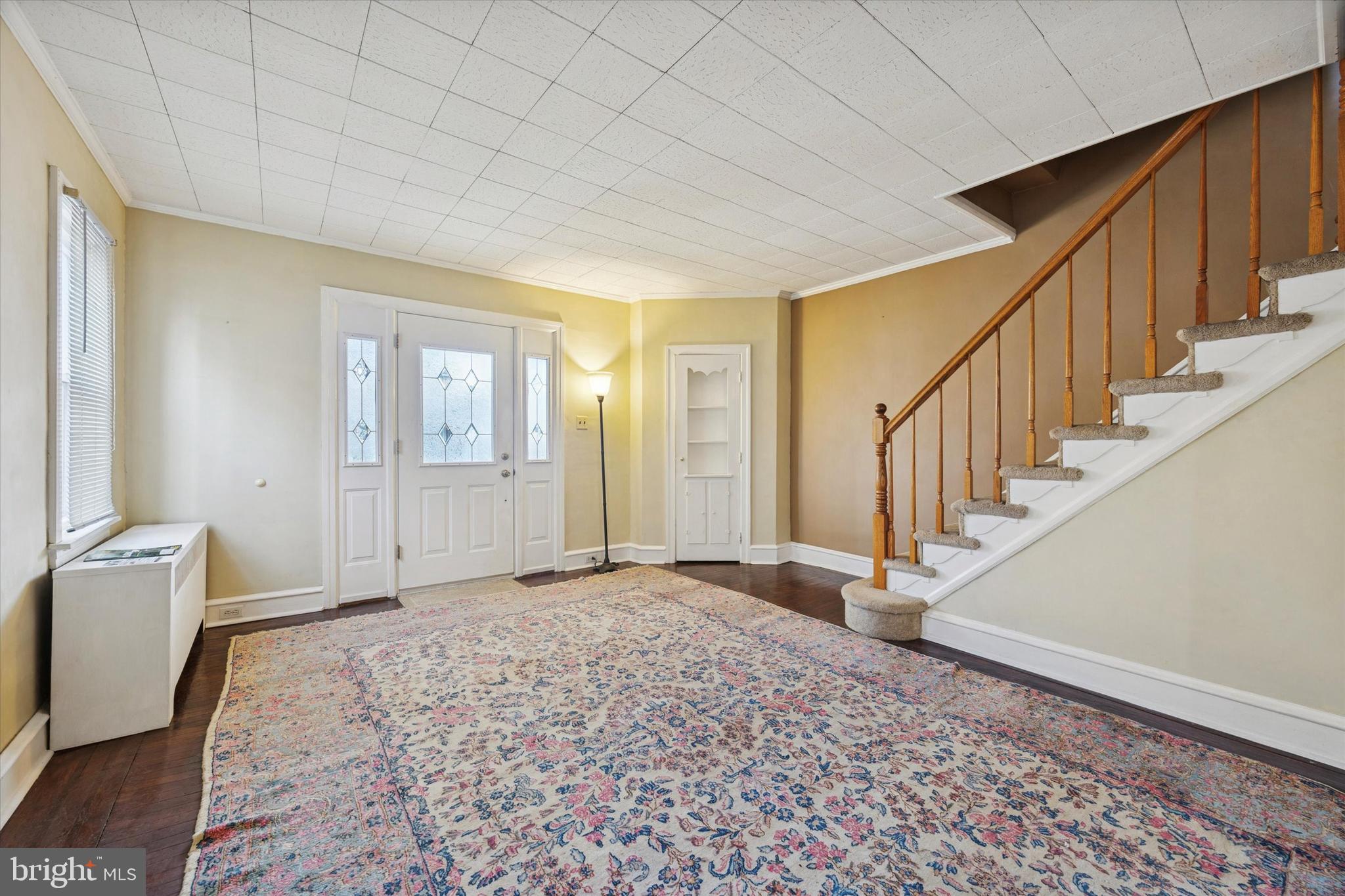 1114 ROOSEVELT DRIVE