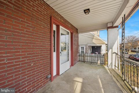 Townhouse For Sale - 1114 Roosevelt Drive<br/> HAVERTOWN, PA 19083