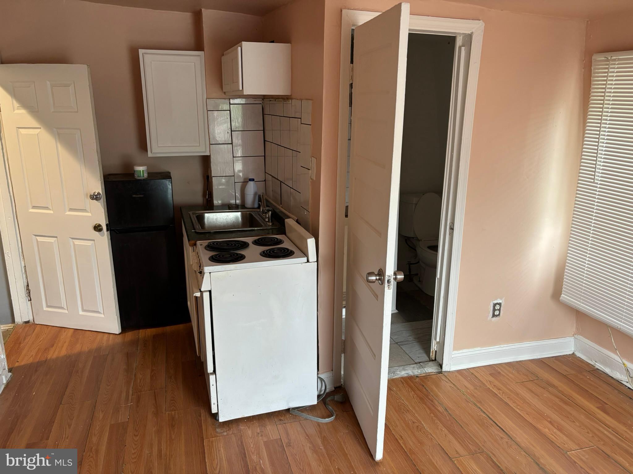 WEST PHILADELPHIA - Residential