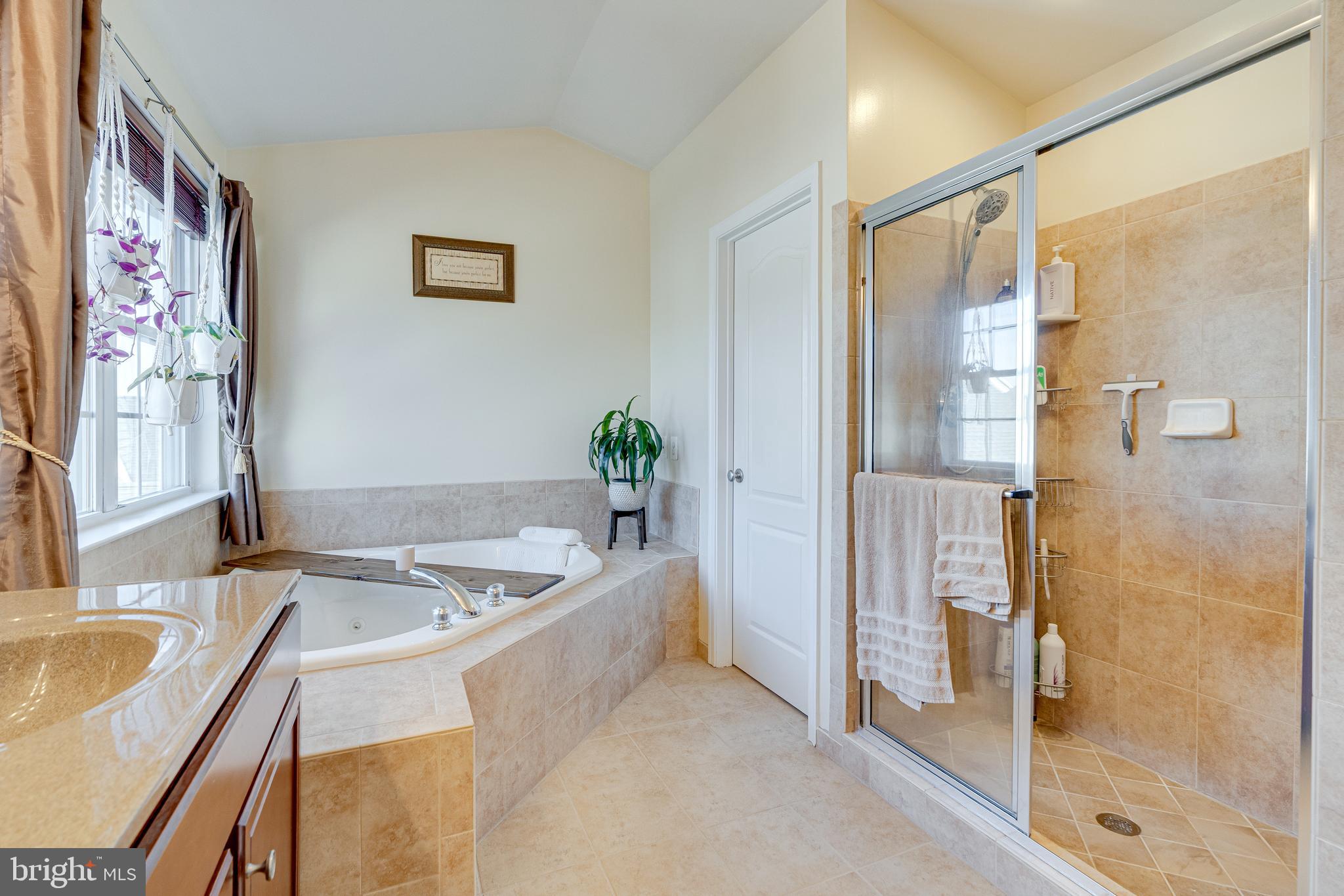 SOUTH RIDING - Residential