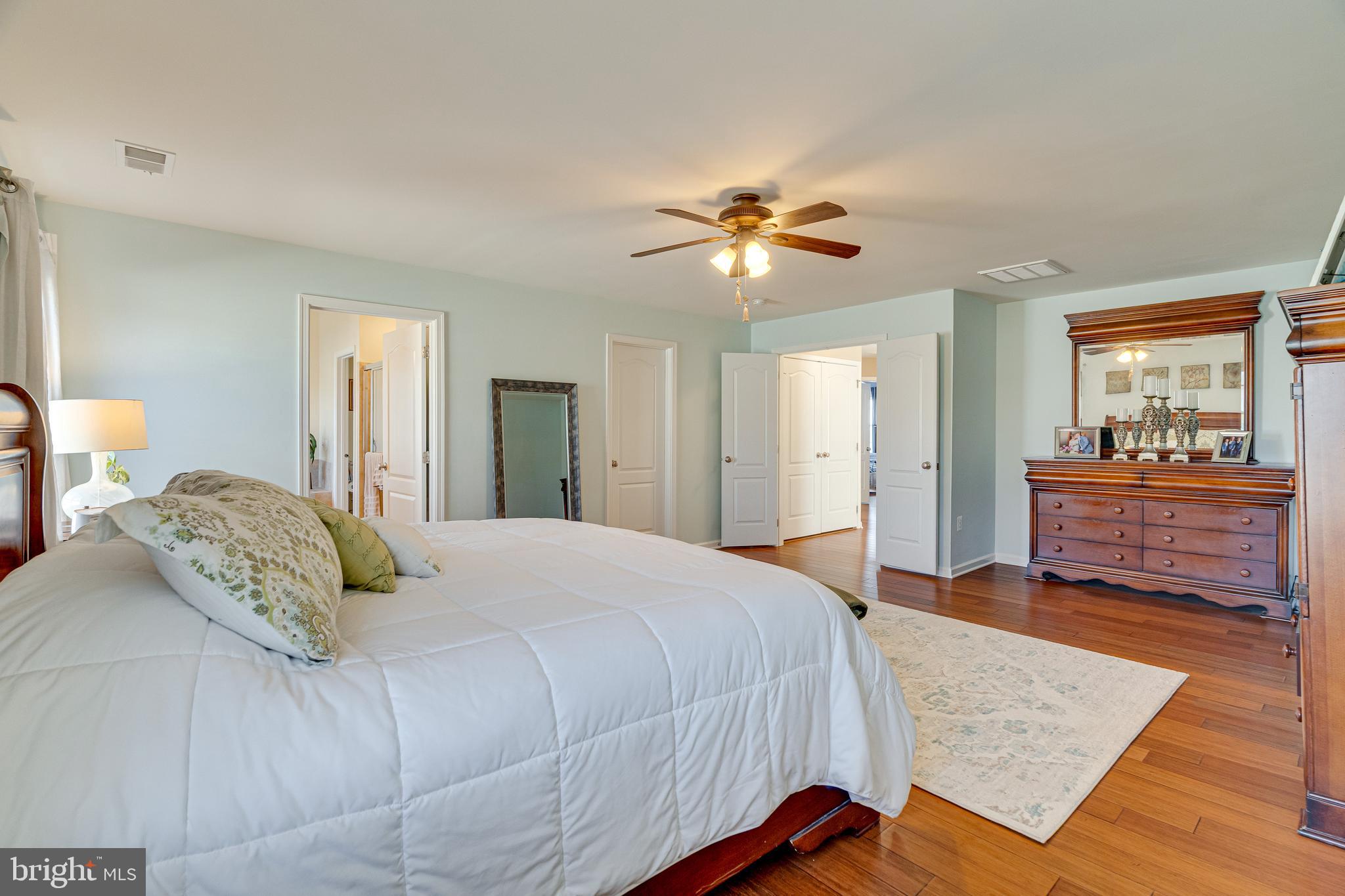 SOUTH RIDING - Residential