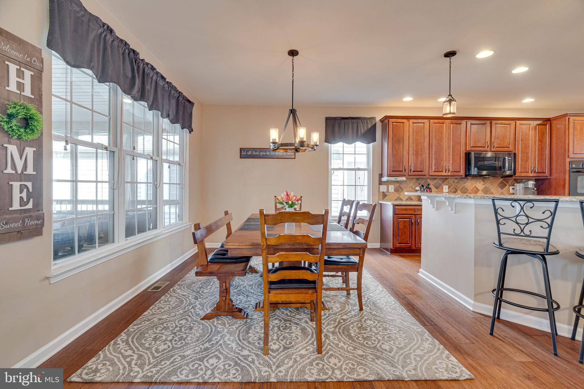 SOUTH RIDING - Residential