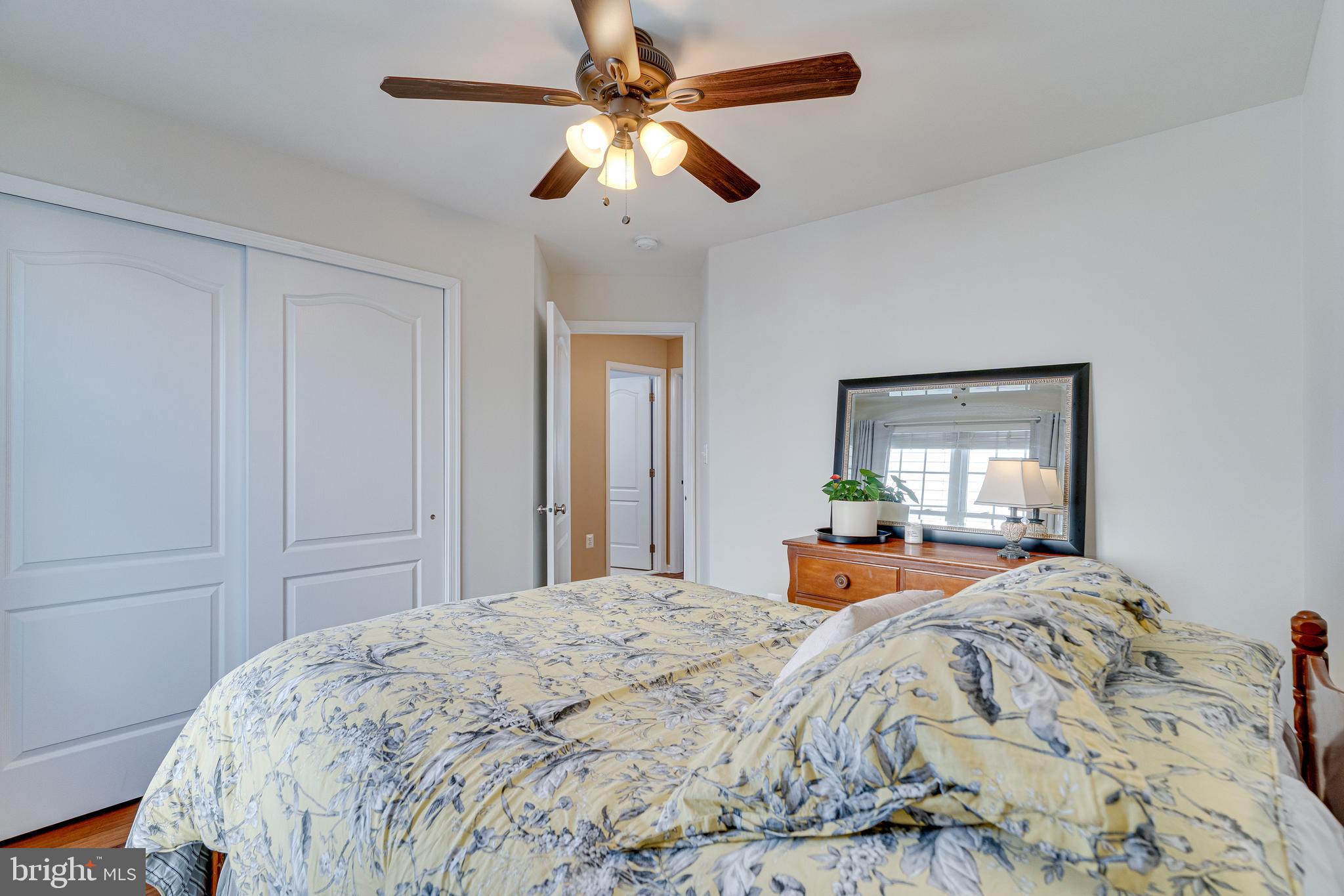 SOUTH RIDING - Residential