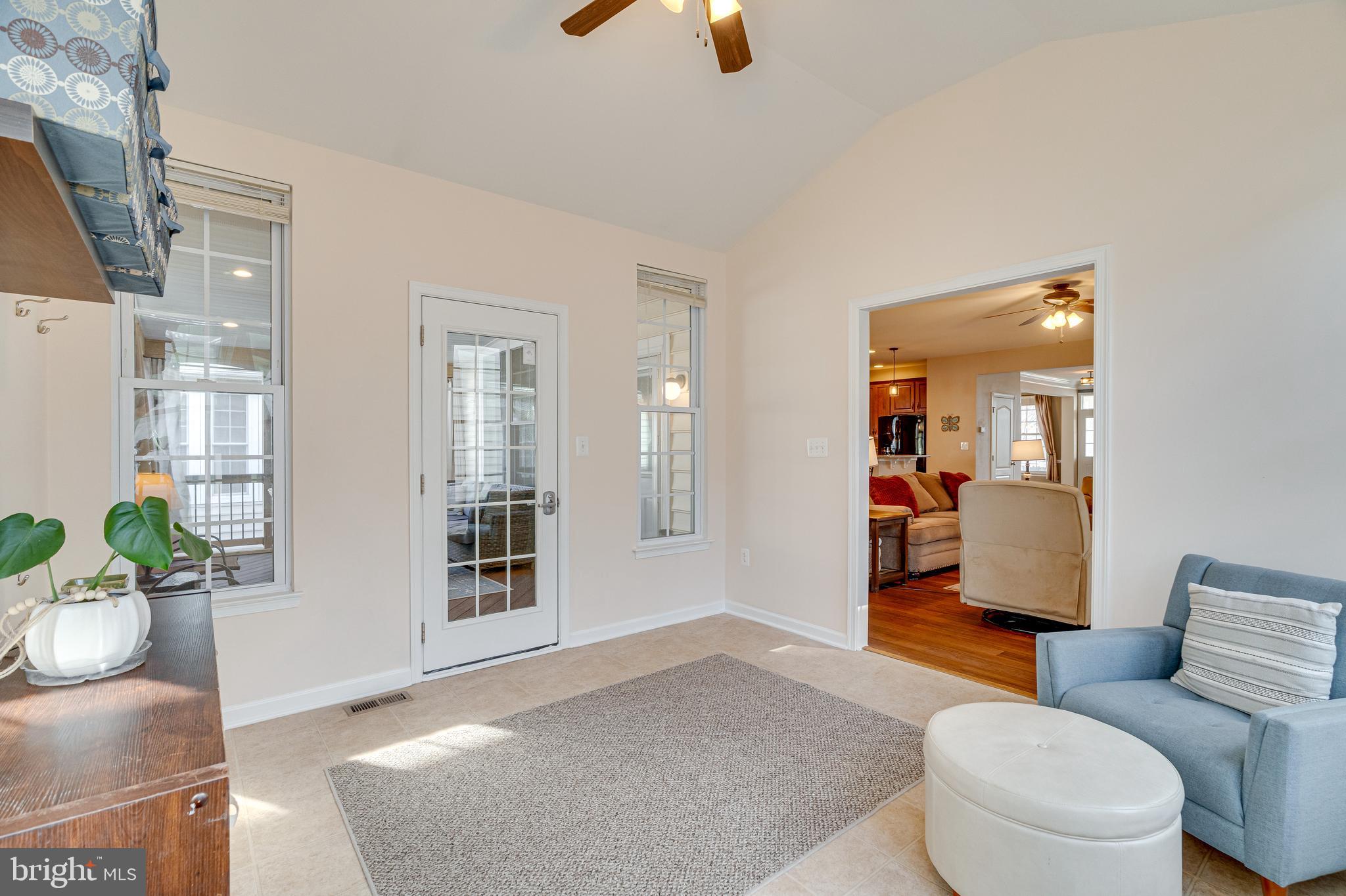 SOUTH RIDING - Residential