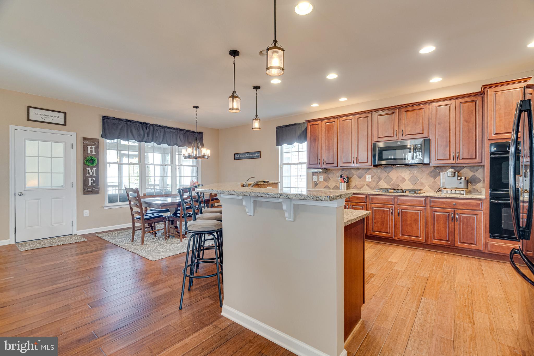 SOUTH RIDING - Residential