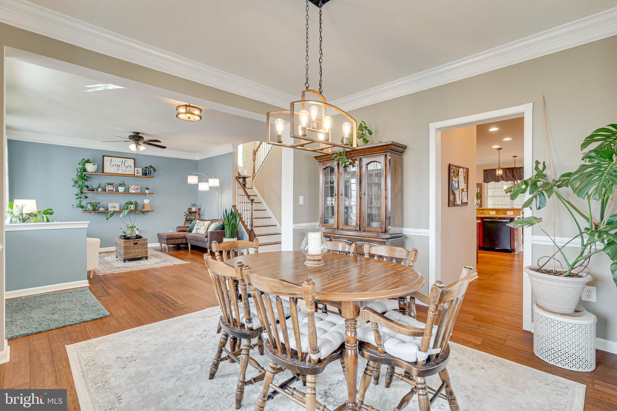 SOUTH RIDING - Residential