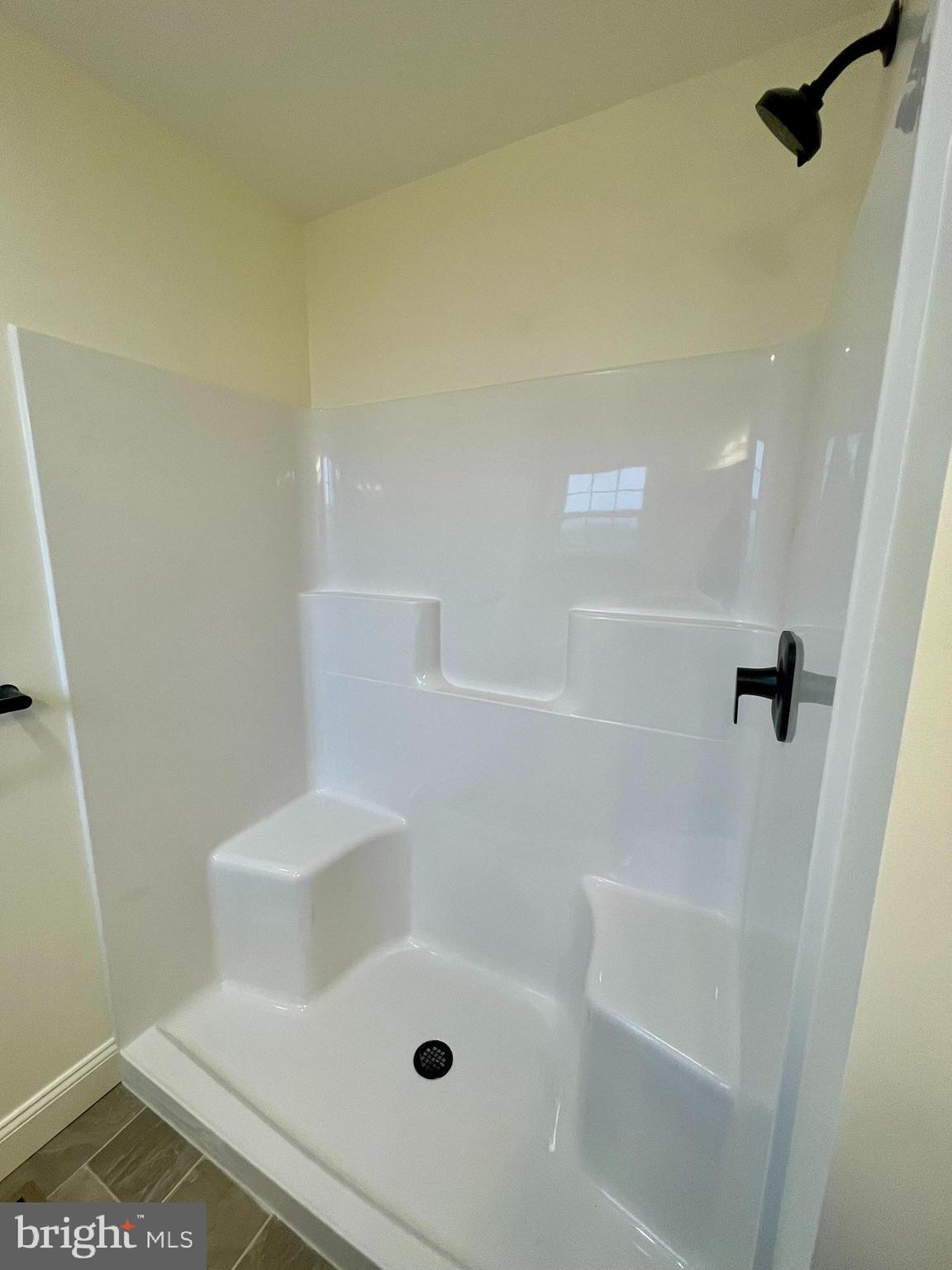 MEADOW LANE FARMS - Residential