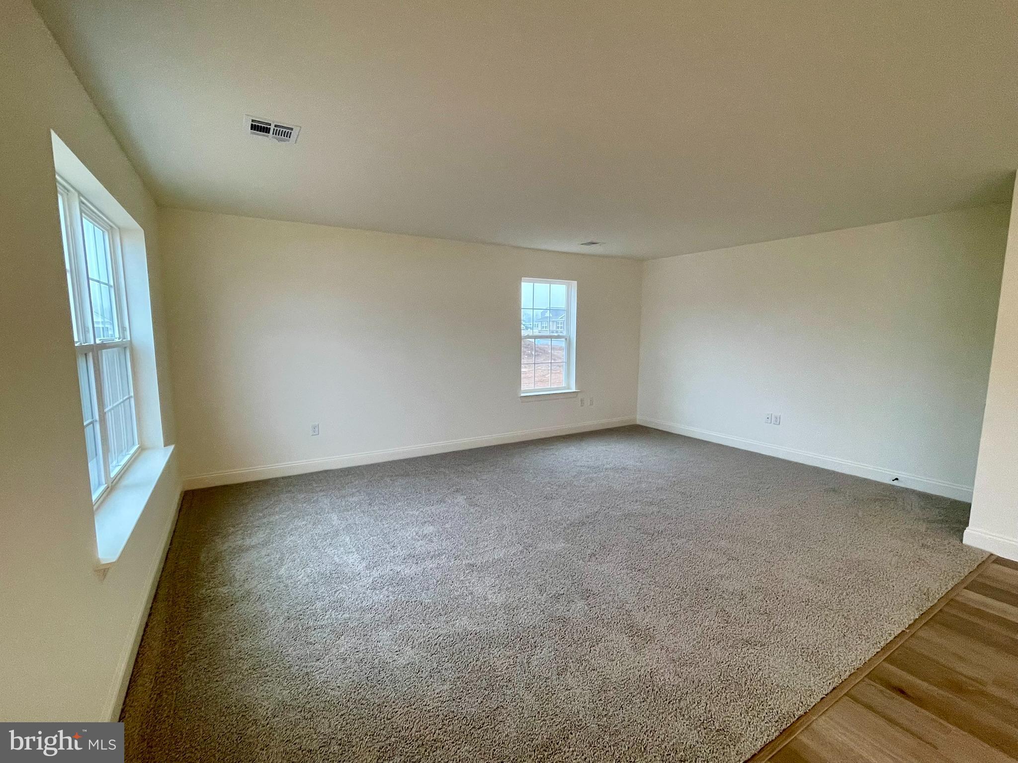 MEADOW LANE FARMS - Residential