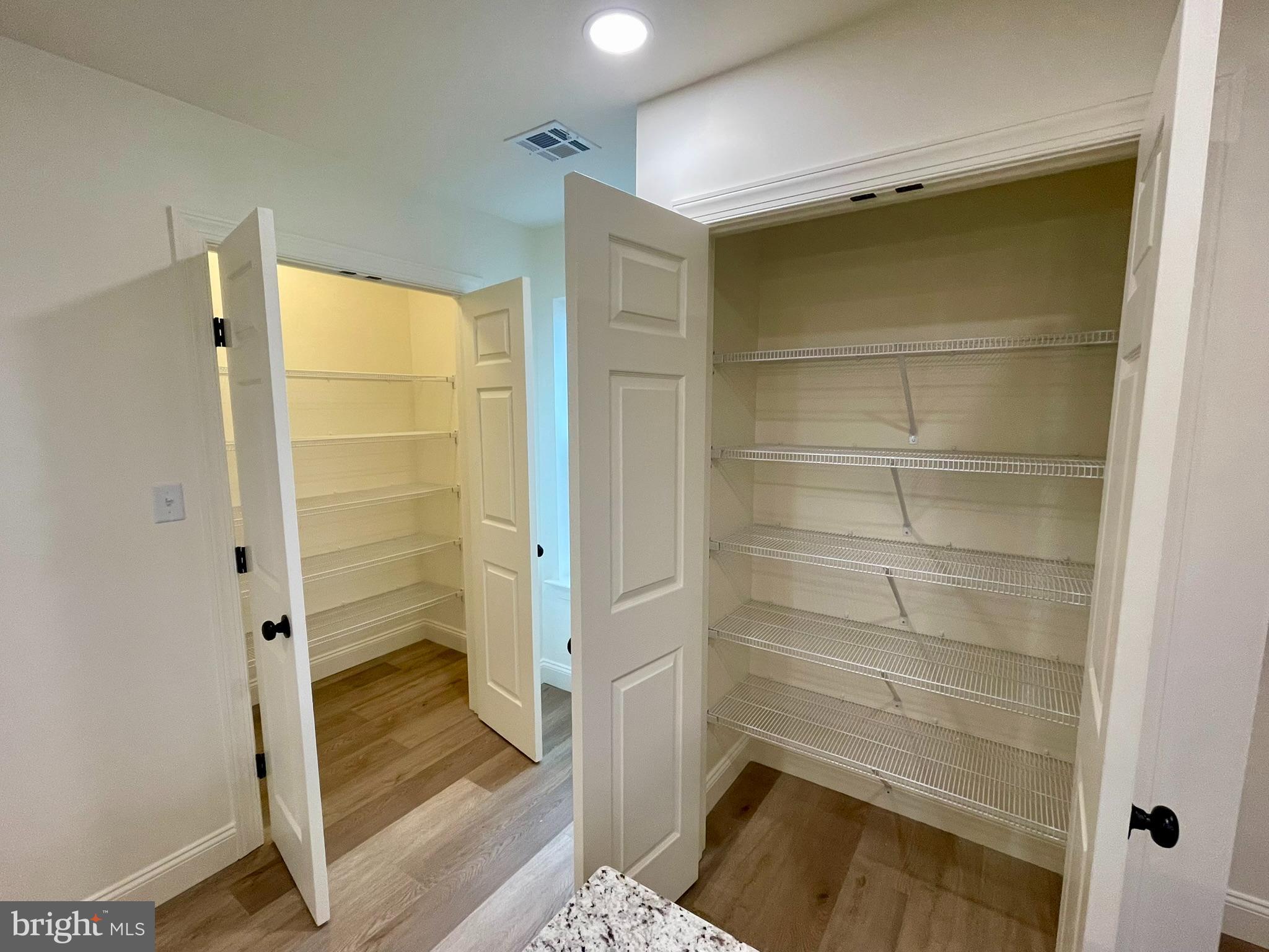 MEADOW LANE FARMS - Residential