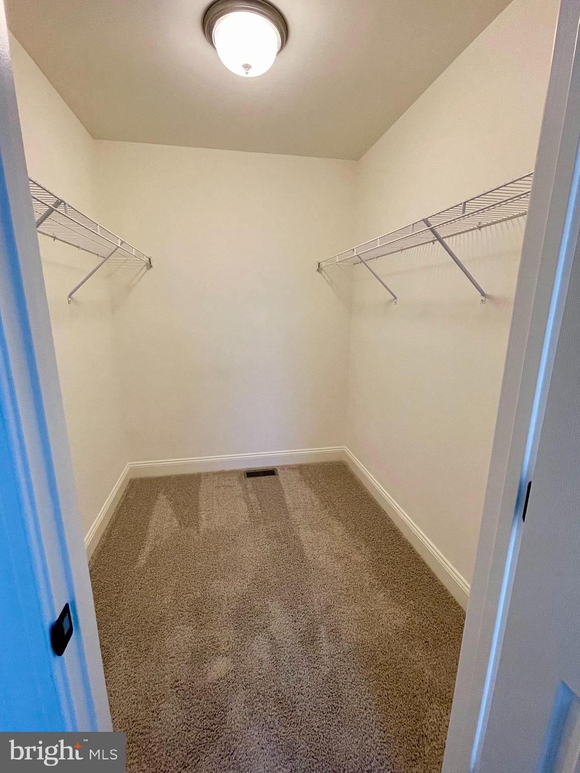 MEADOW LANE FARMS - Residential