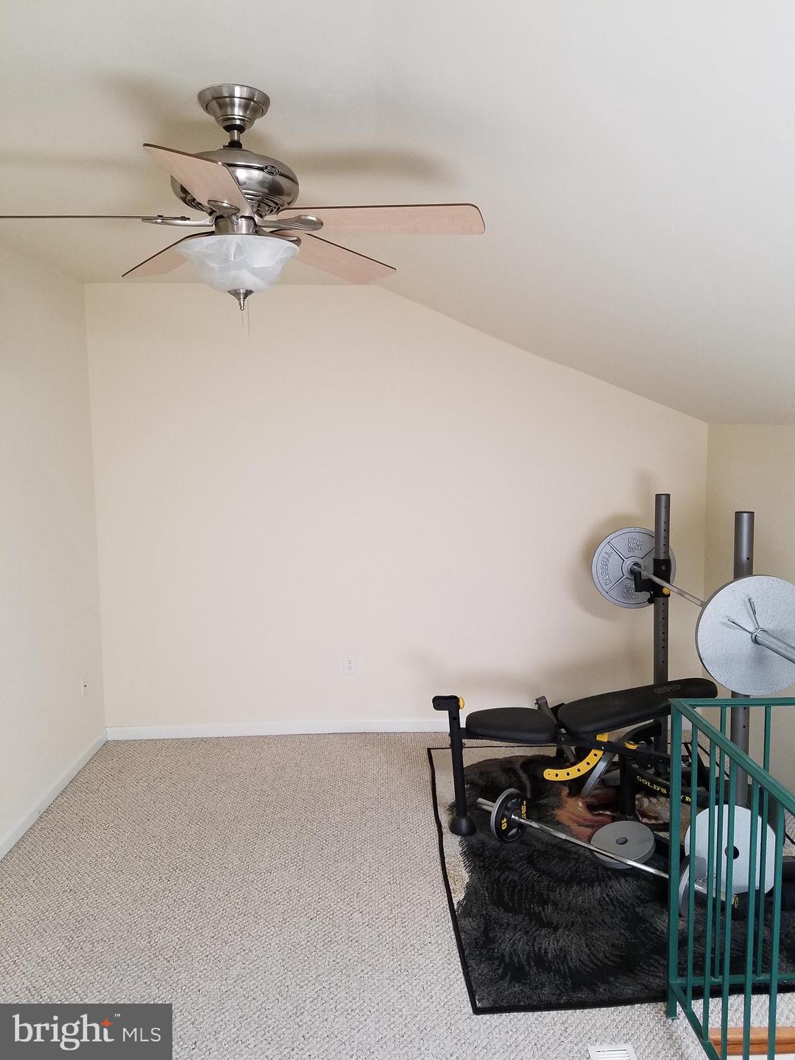 HAMPTON HOUSE - Residential Lease