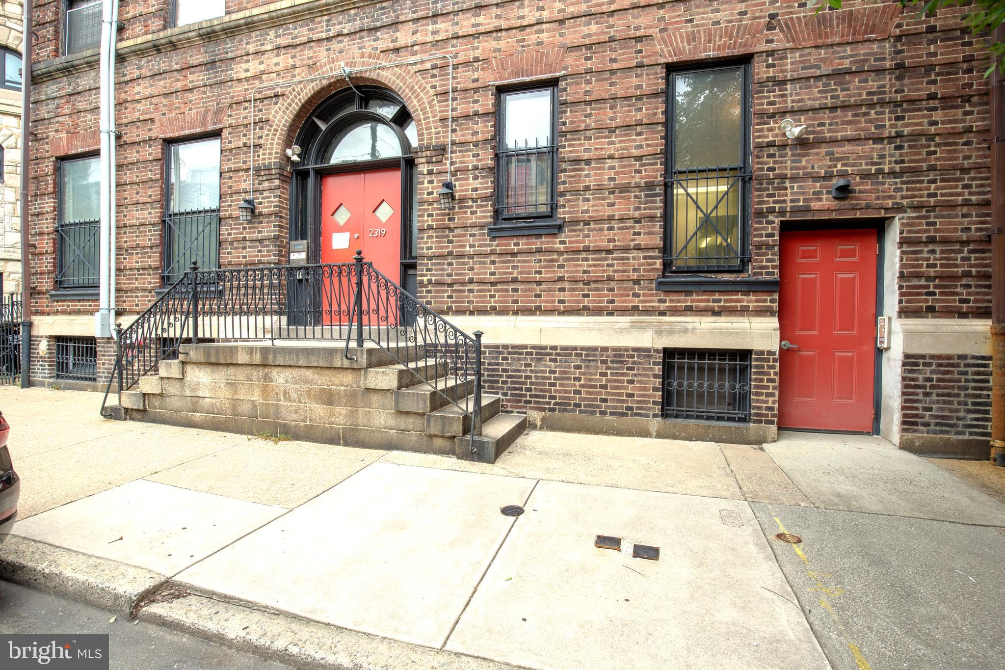 GRADUATE HOSPITAL - Residential Lease