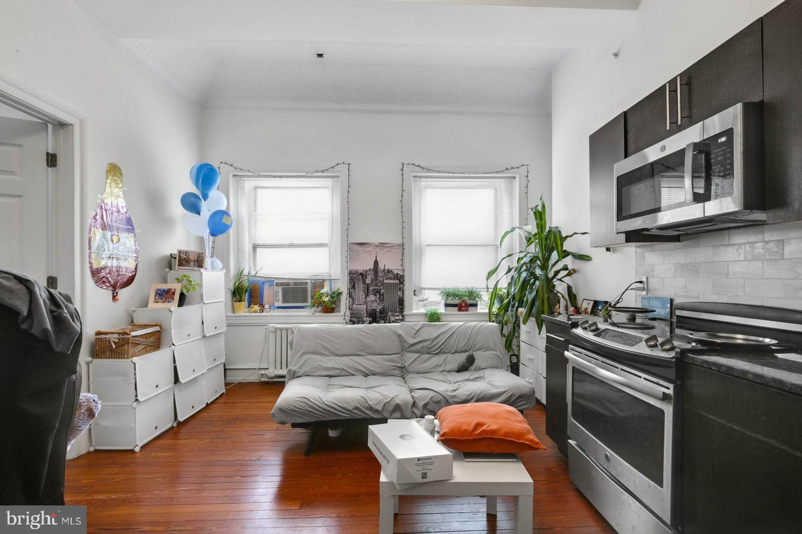 GRADUATE HOSPITAL - Residential Lease