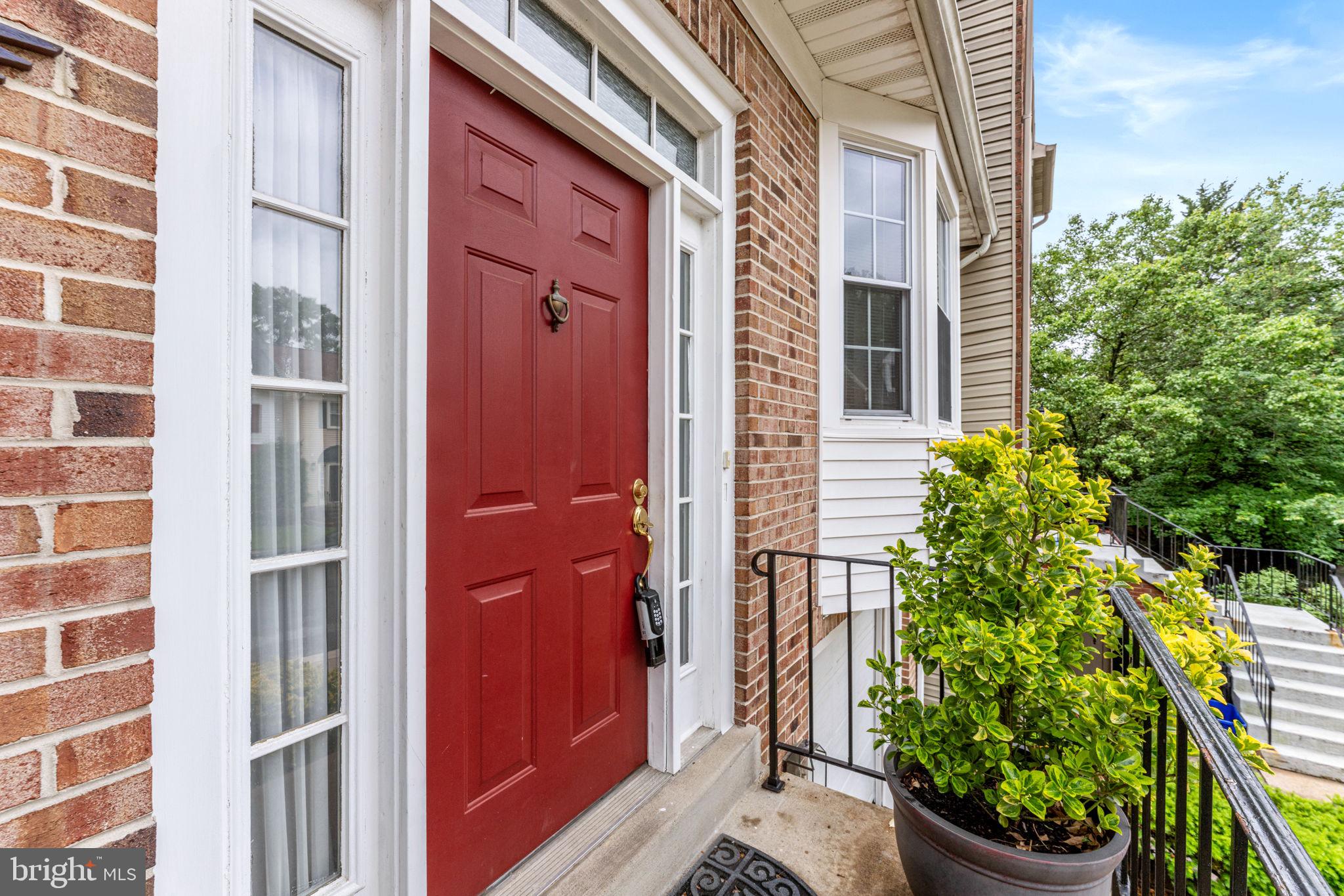 8091 WHITLERS CREEK COURT