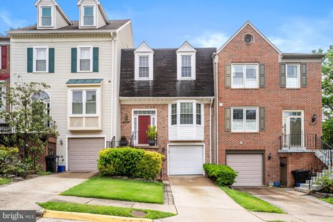 8091 WHITLERS CREEK COURT SPRINGFIELD VA 22152
