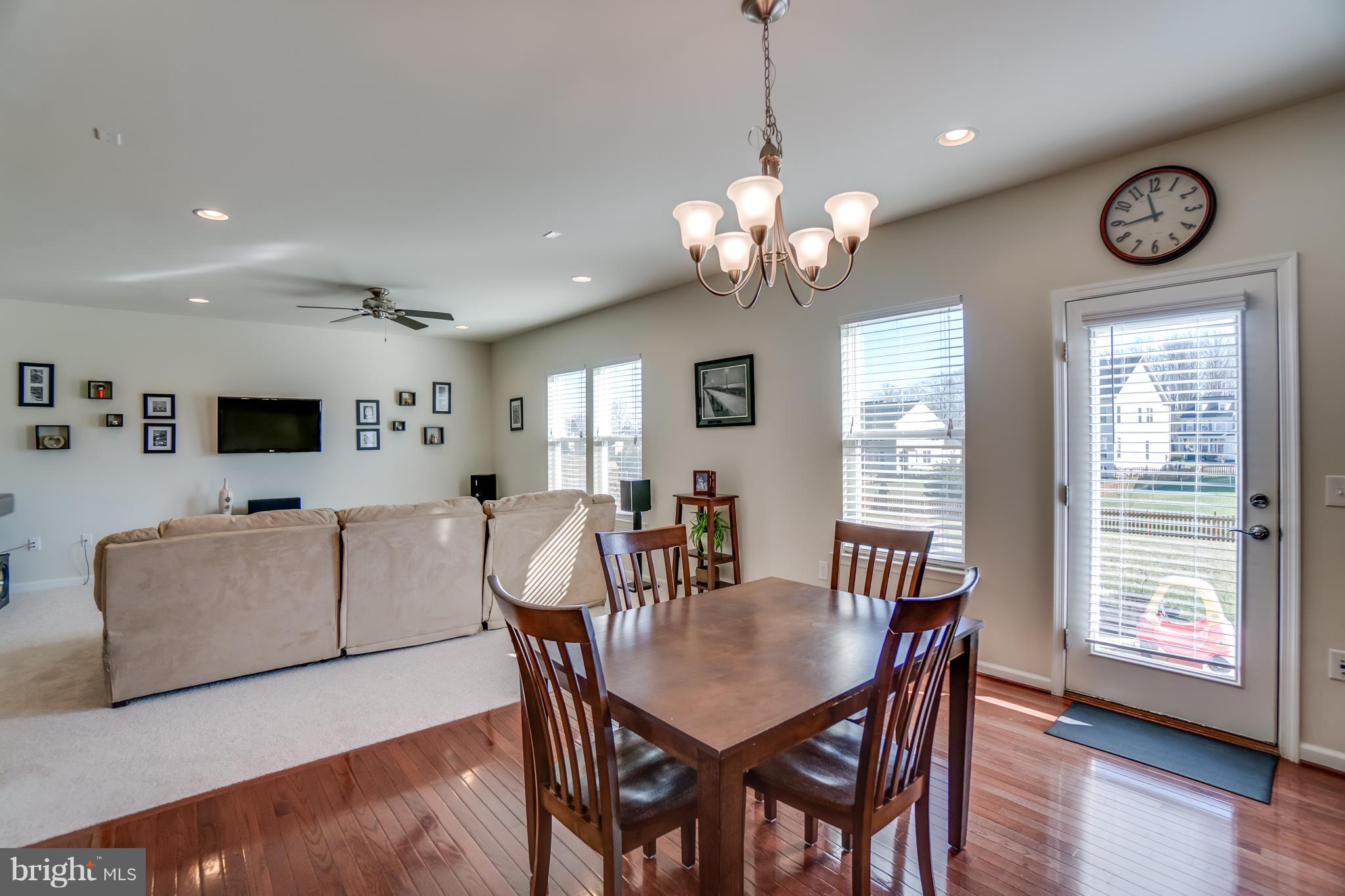 STAFFORD LAKES VILLAGE - Residential