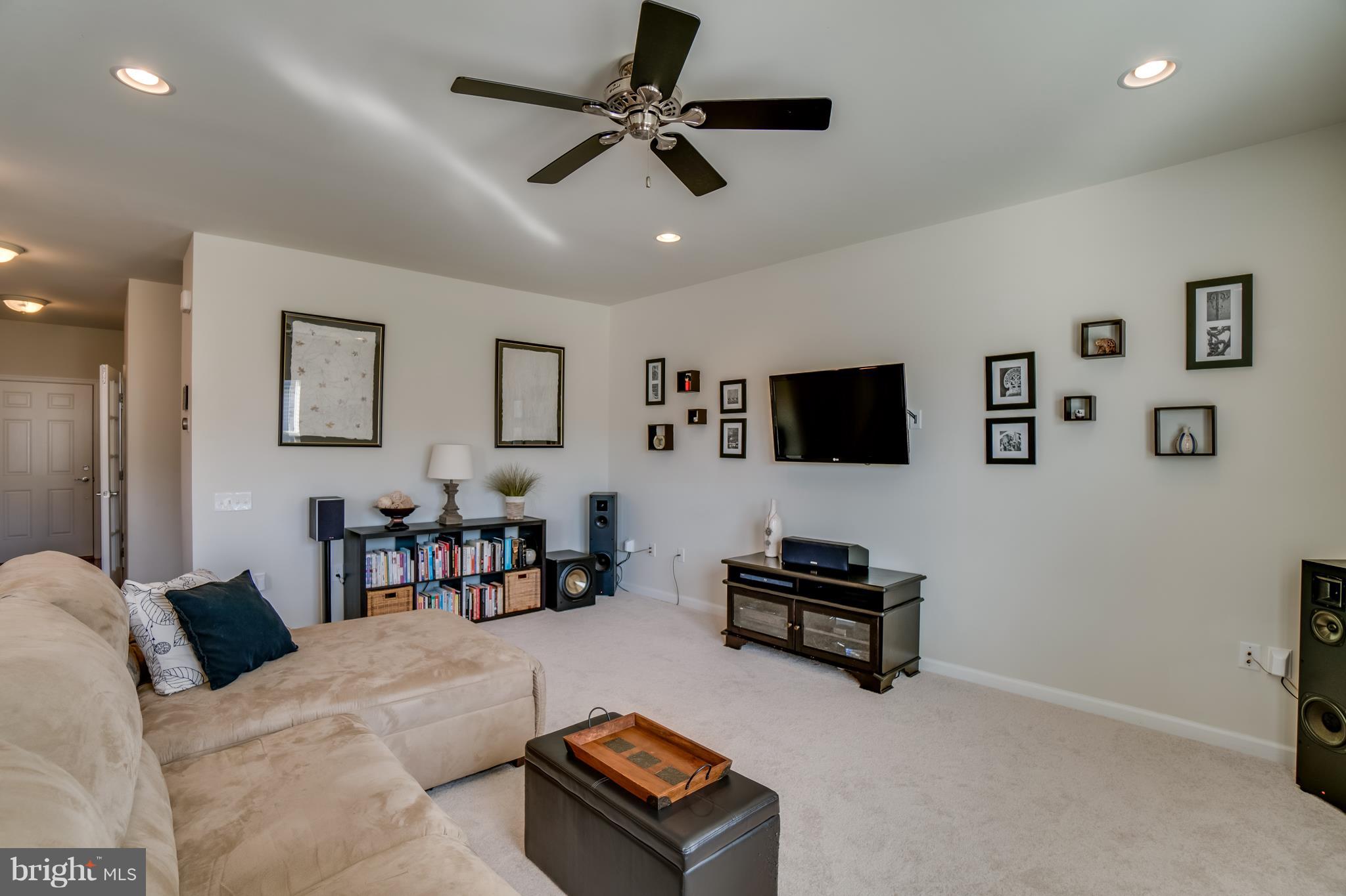 STAFFORD LAKES VILLAGE - Residential