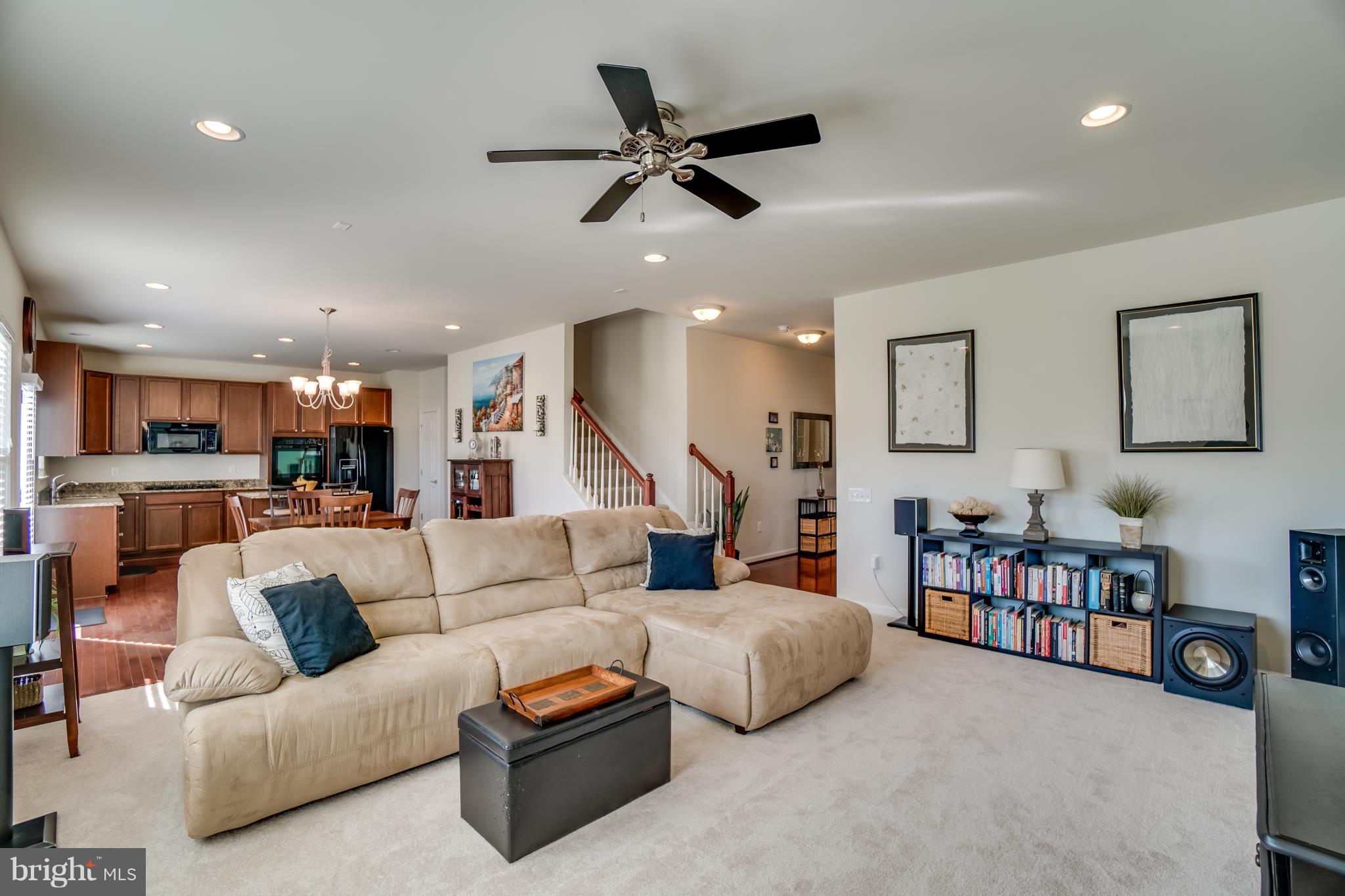 STAFFORD LAKES VILLAGE - Residential