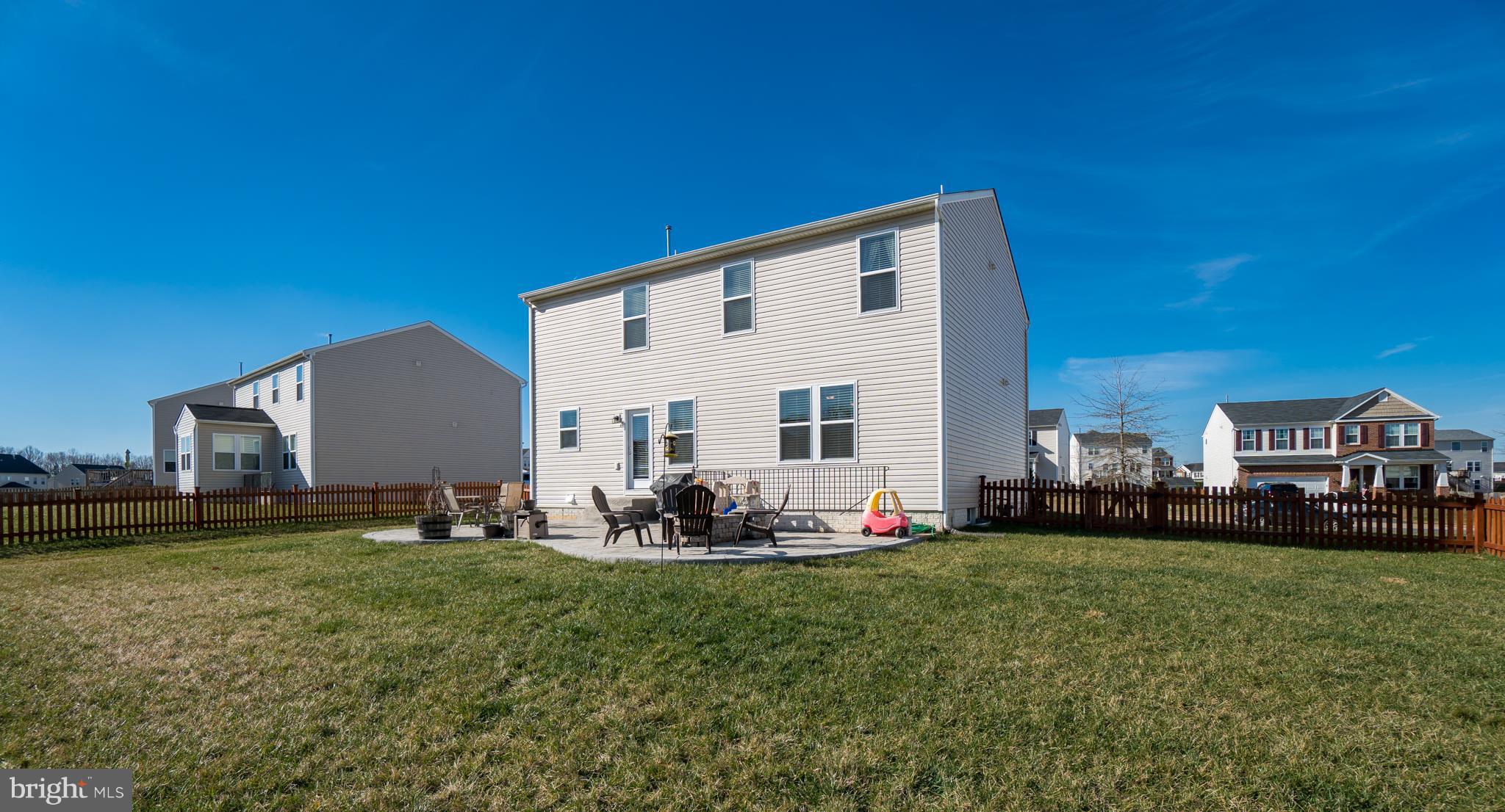 STAFFORD LAKES VILLAGE - Residential