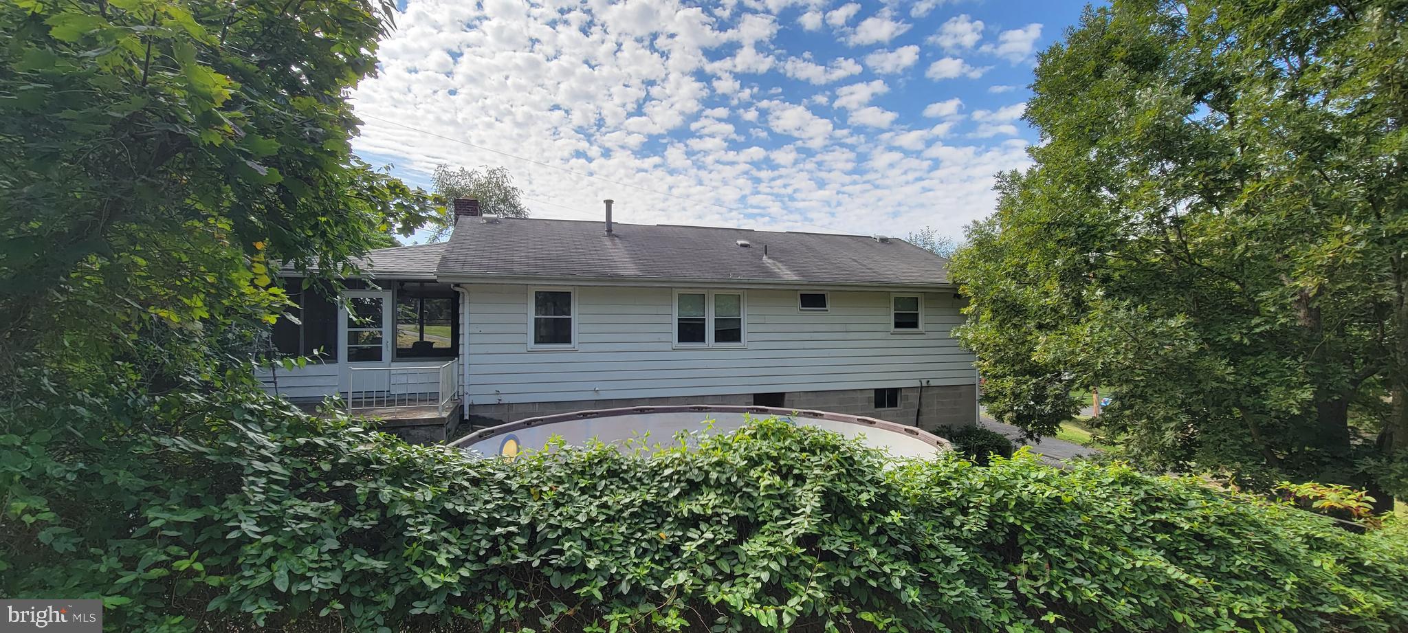 EAST SIDE - Residential