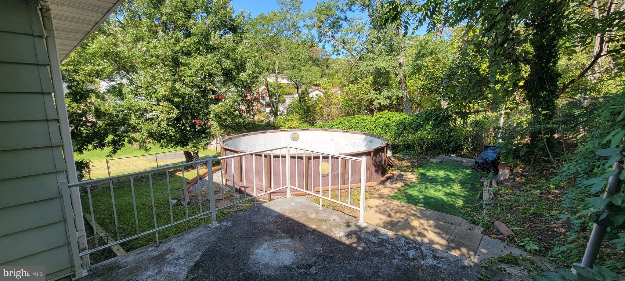 EAST SIDE - Residential