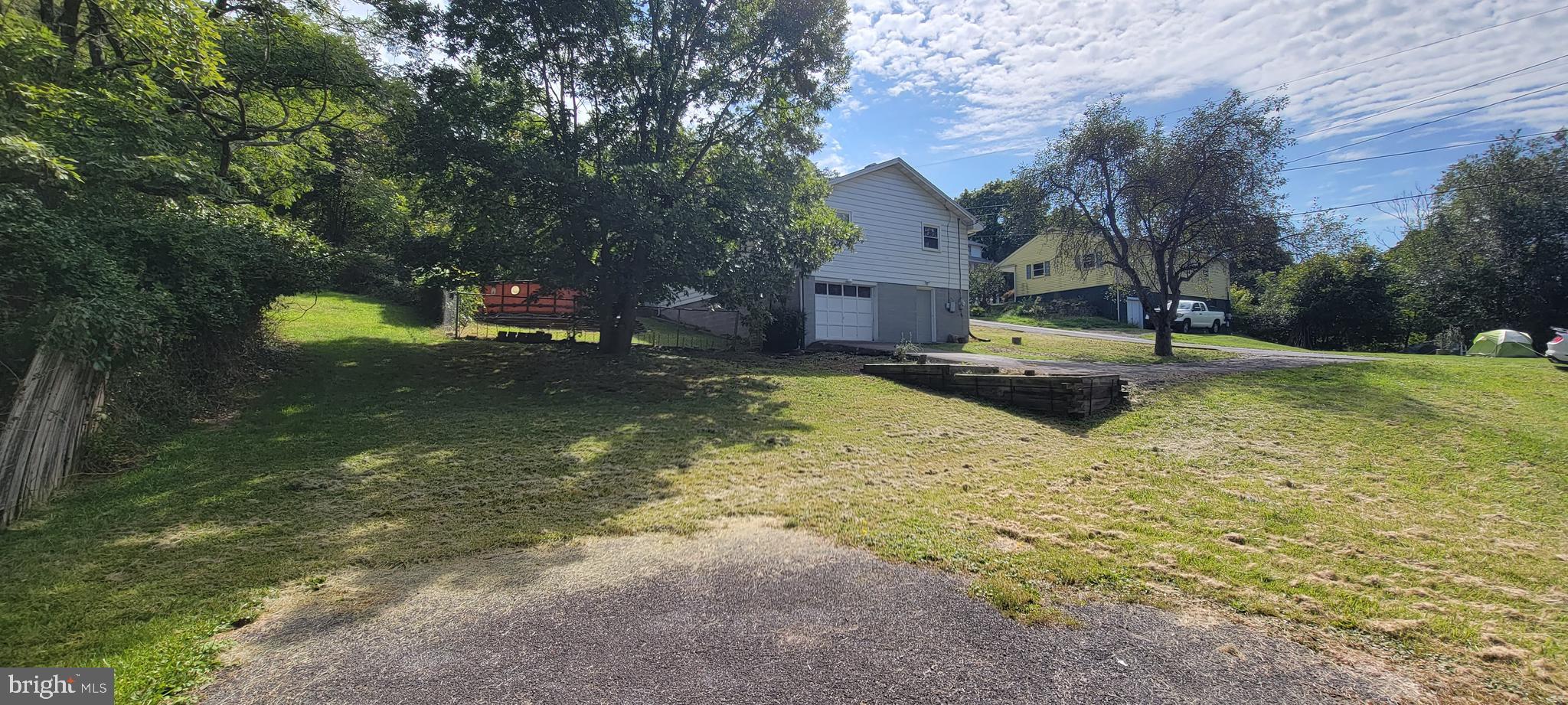 EAST SIDE - Residential