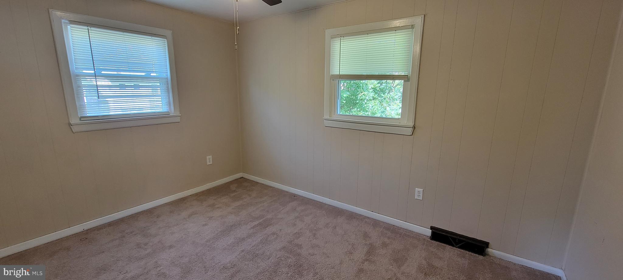 EAST SIDE - Residential