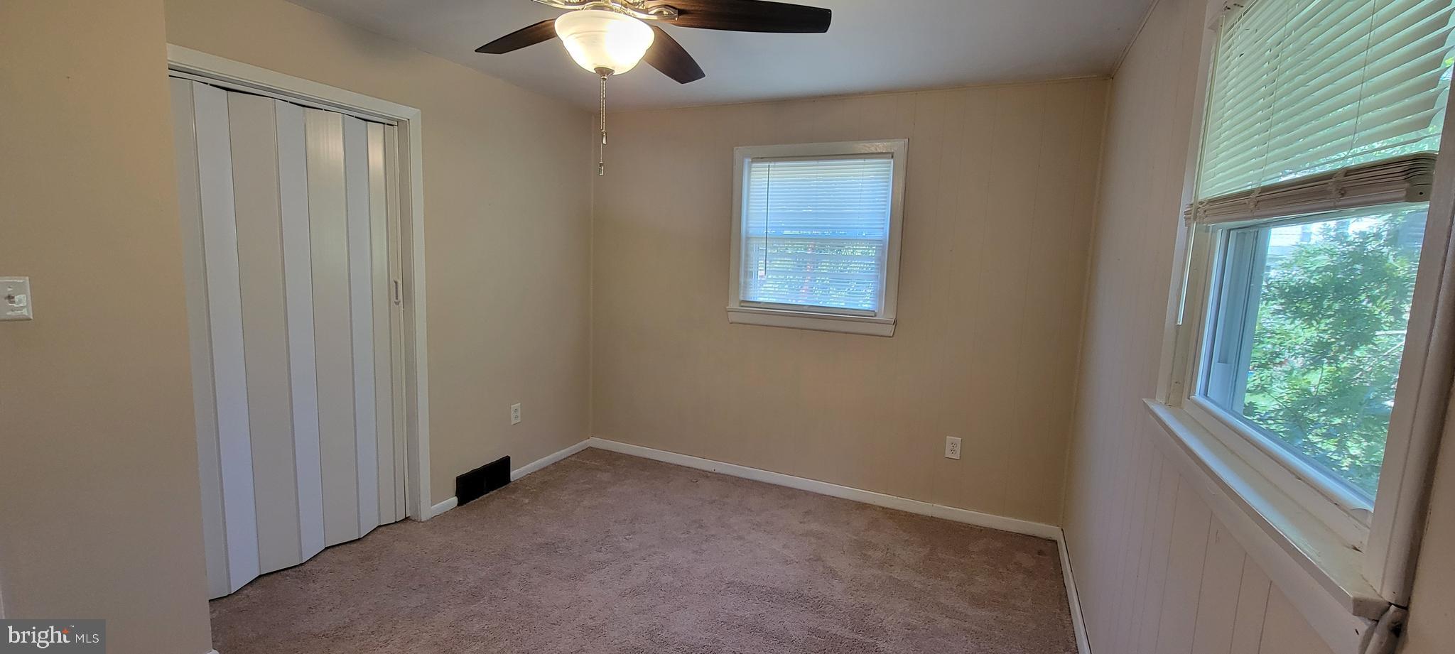 EAST SIDE - Residential