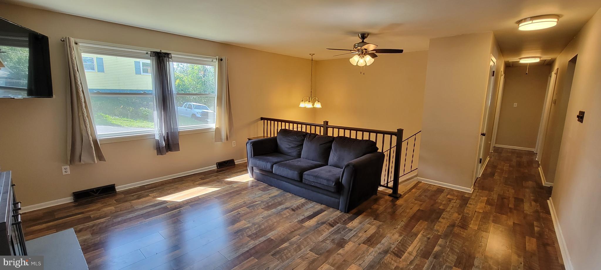 EAST SIDE - Residential