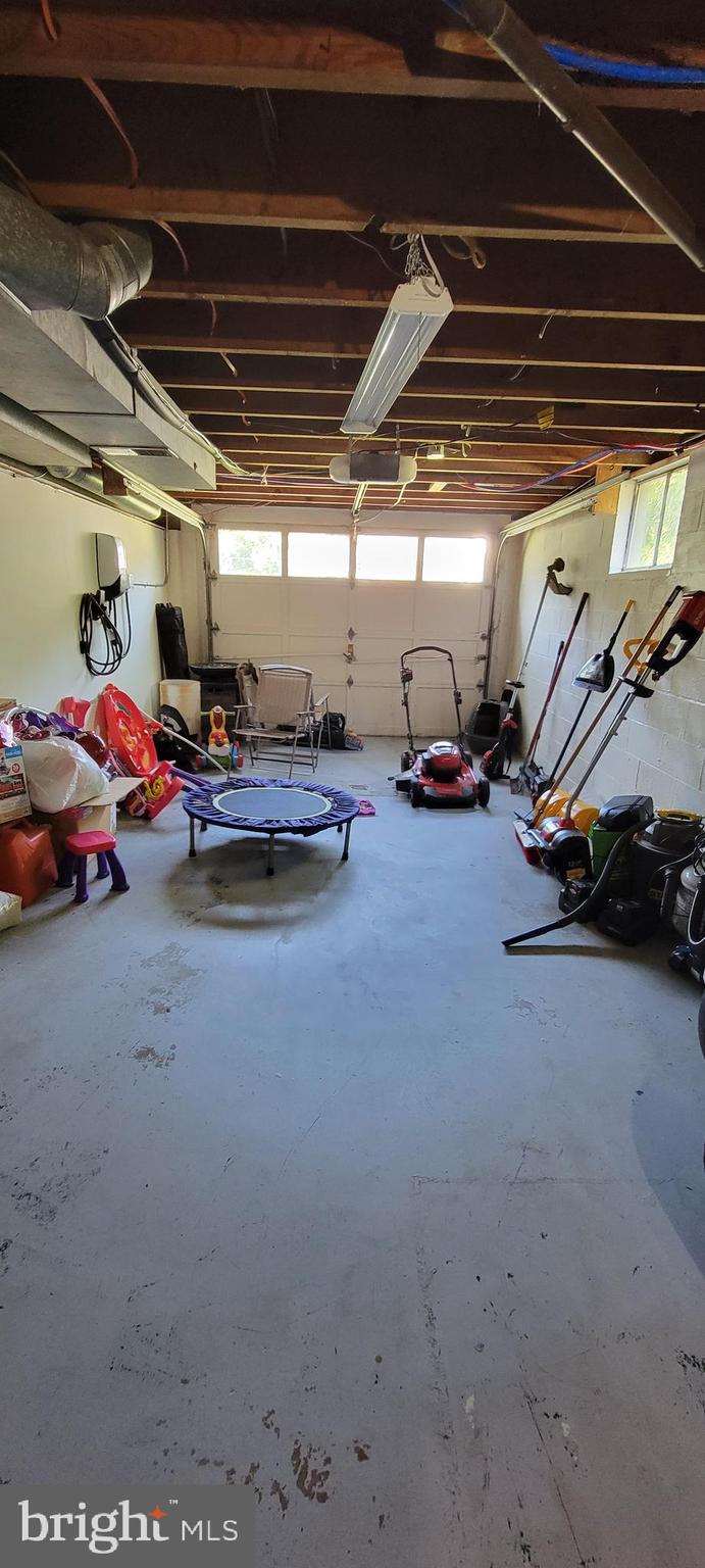 EAST SIDE - Residential