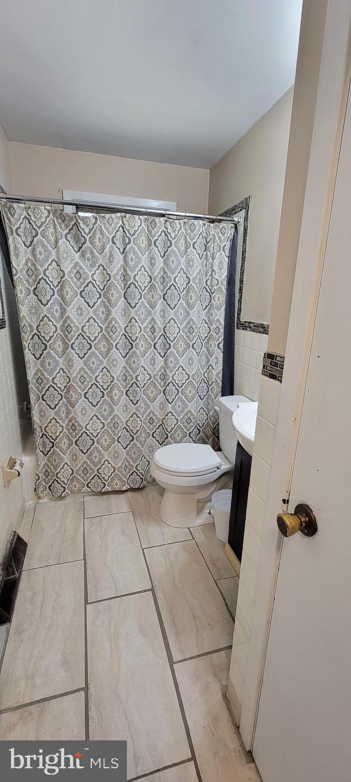 EAST SIDE - Residential