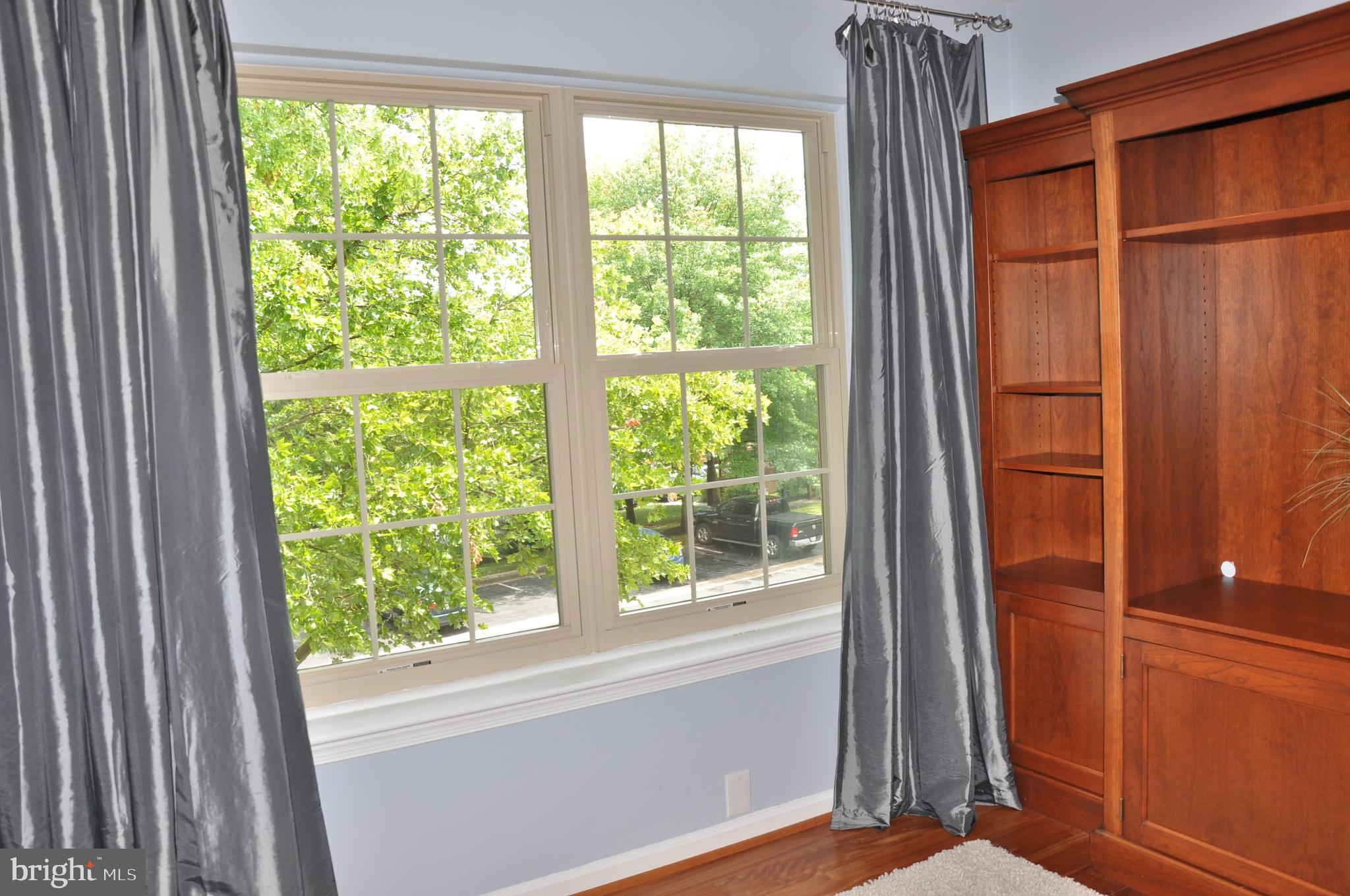 RAINFLOWER/LOVETON - Residential