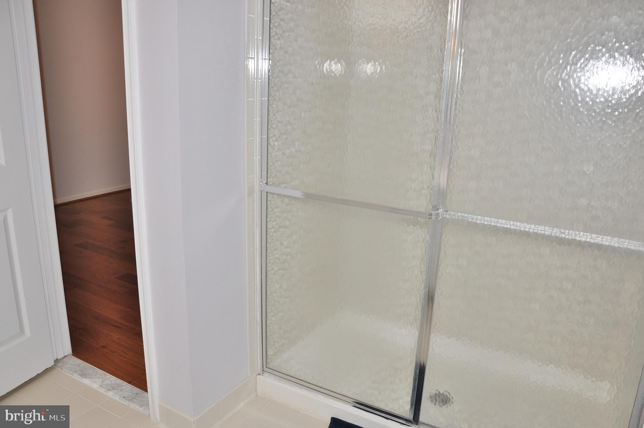 RAINFLOWER/LOVETON - Residential