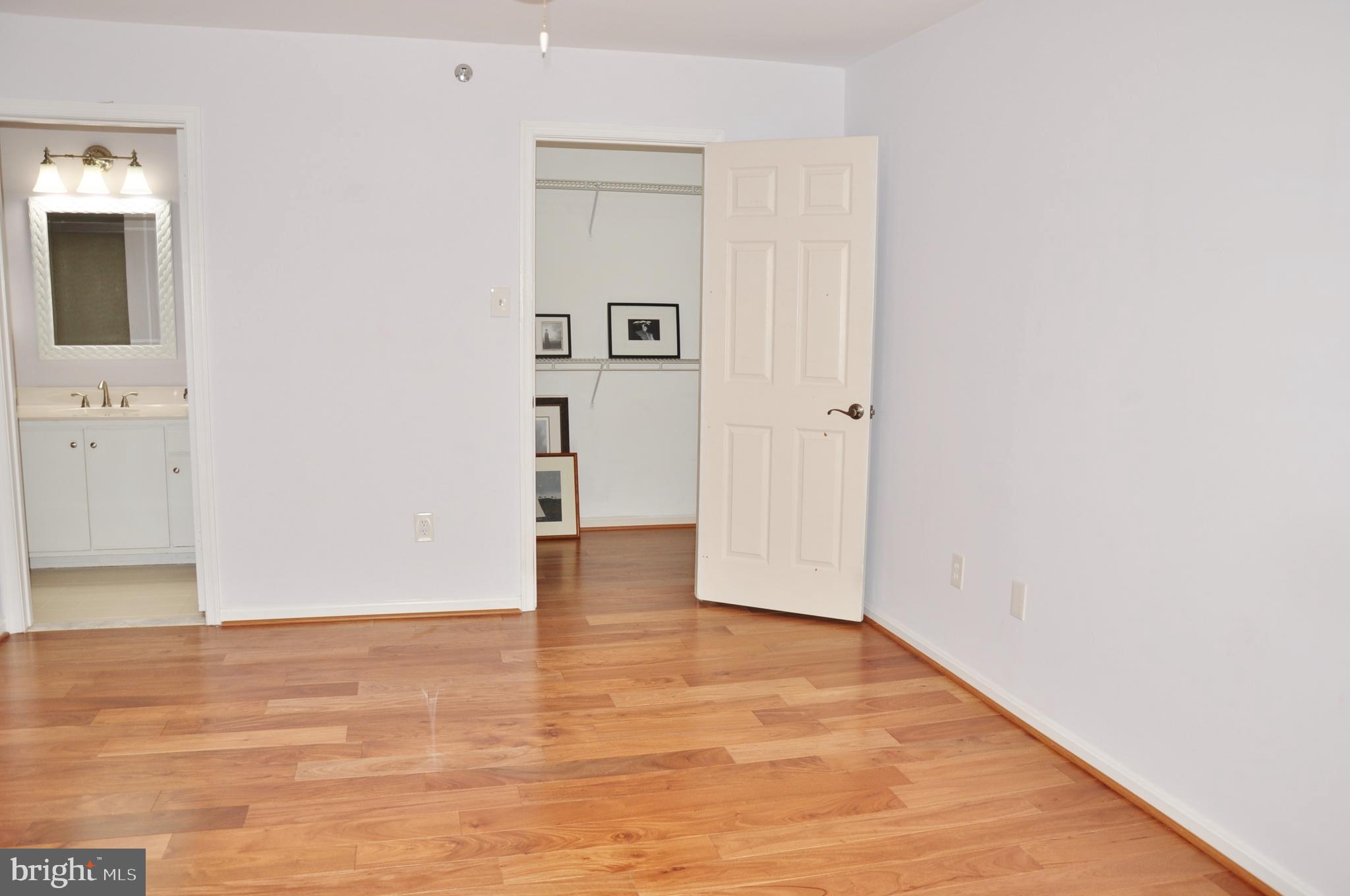 RAINFLOWER/LOVETON - Residential