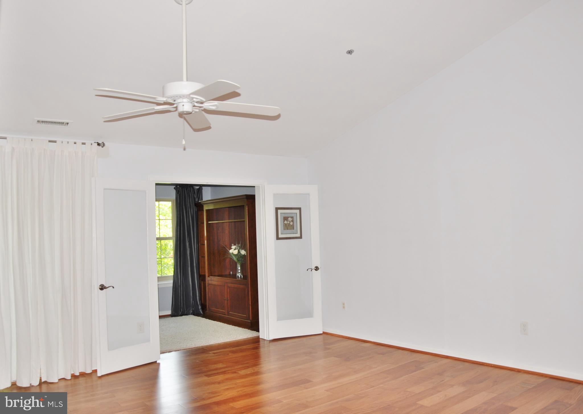 RAINFLOWER/LOVETON - Residential