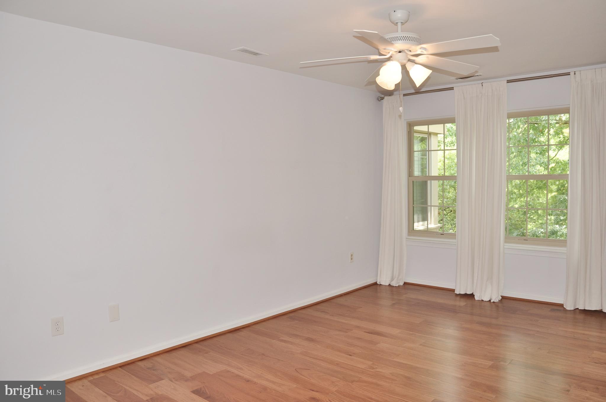 RAINFLOWER/LOVETON - Residential