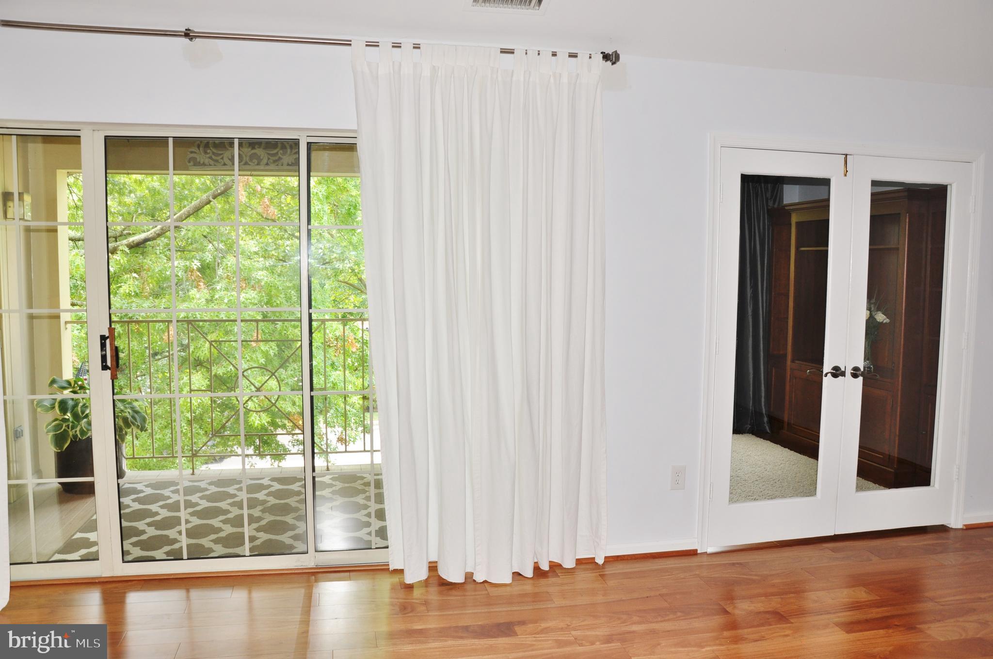 RAINFLOWER/LOVETON - Residential