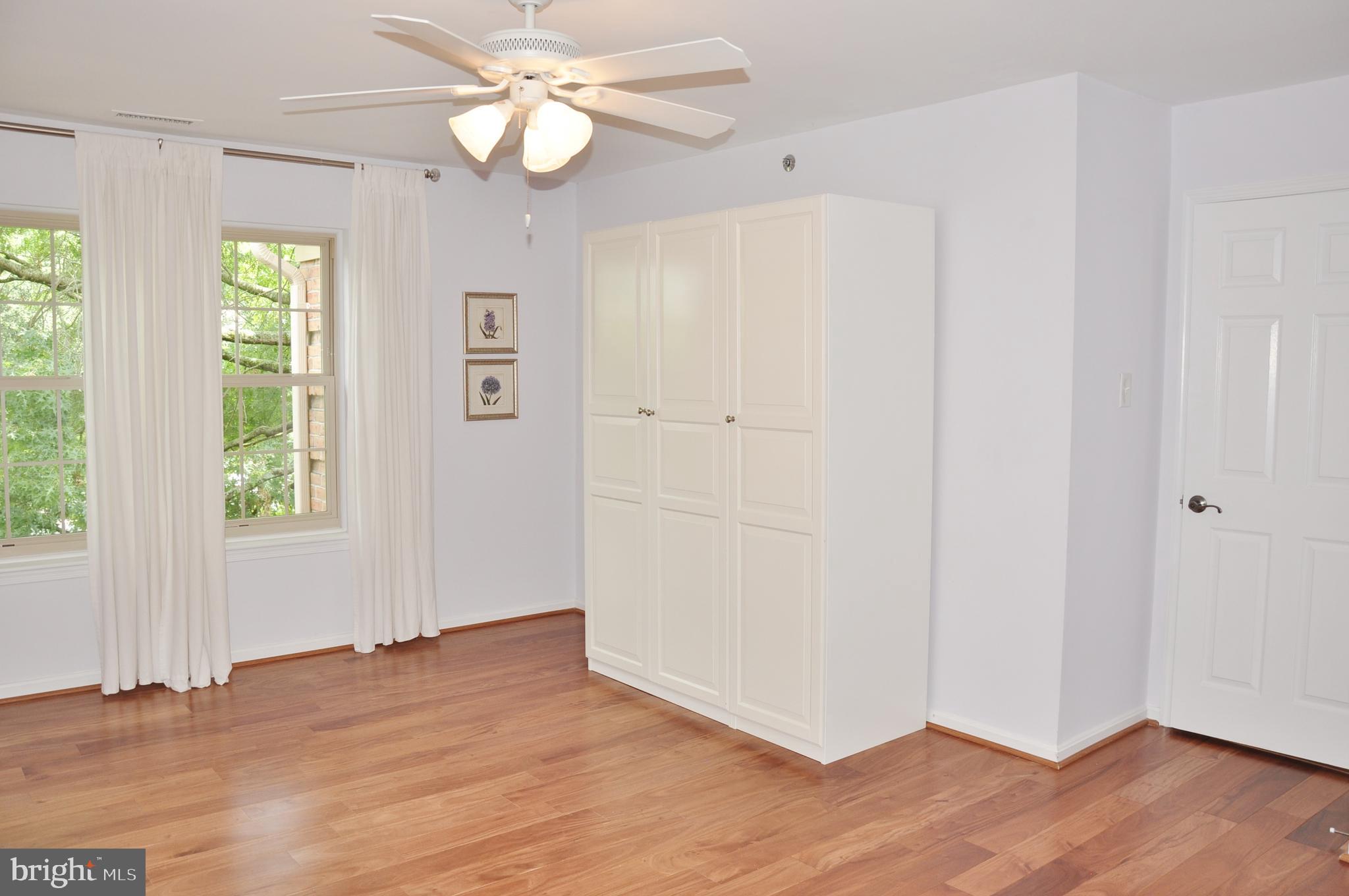 RAINFLOWER/LOVETON - Residential