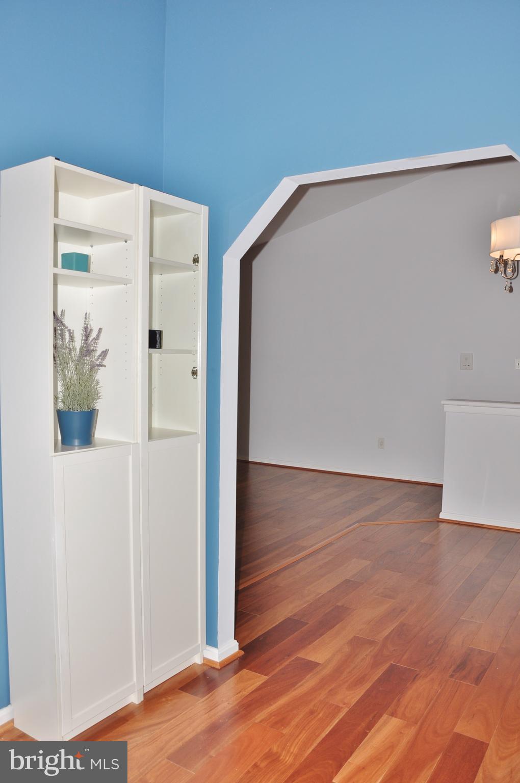 RAINFLOWER/LOVETON - Residential